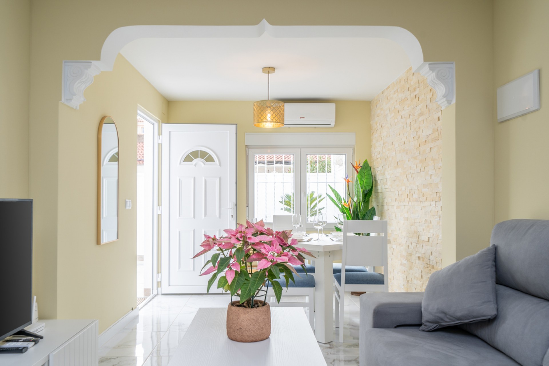Resale - Bungalow -
Torrevieja - Torreta