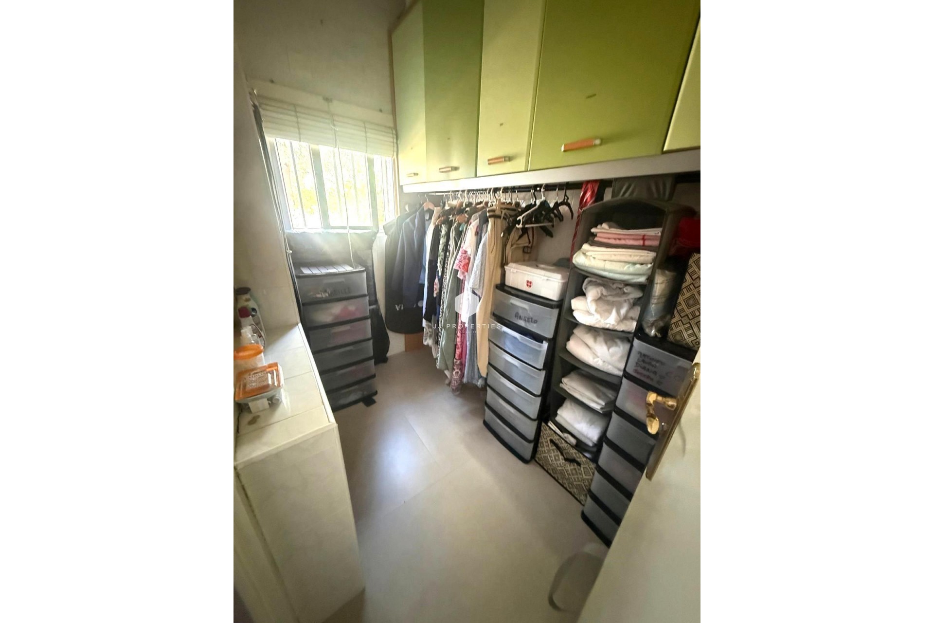 Resale - Bungalow -
Torrevieja - Torretas