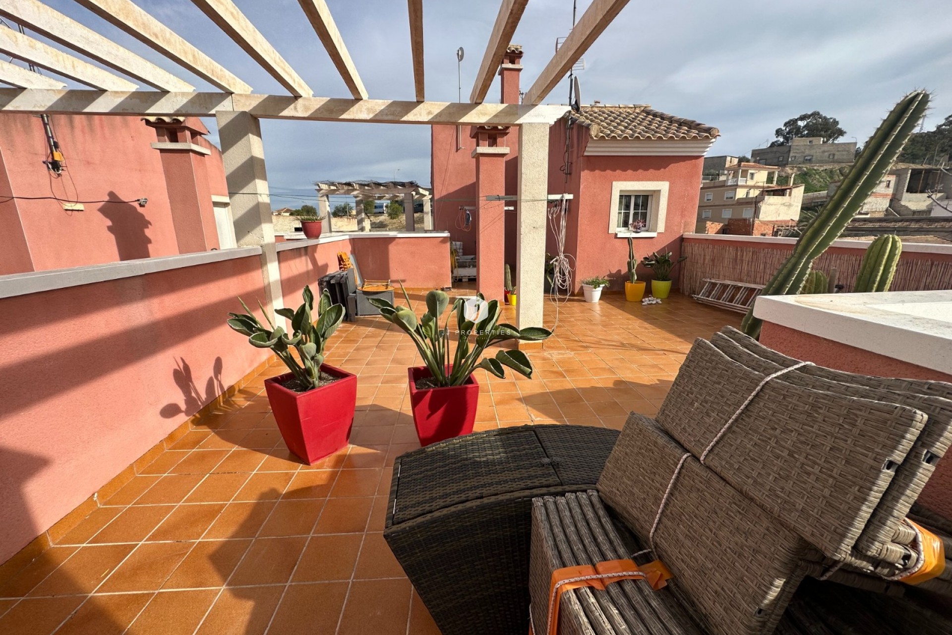 Resale - Chalet -
Bigastro - Inland