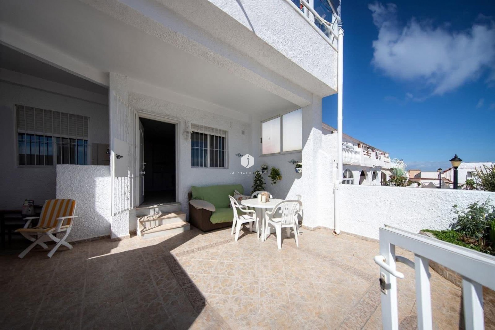 Resale - Chalet -
Cabo Cervera - Costa Blanca
