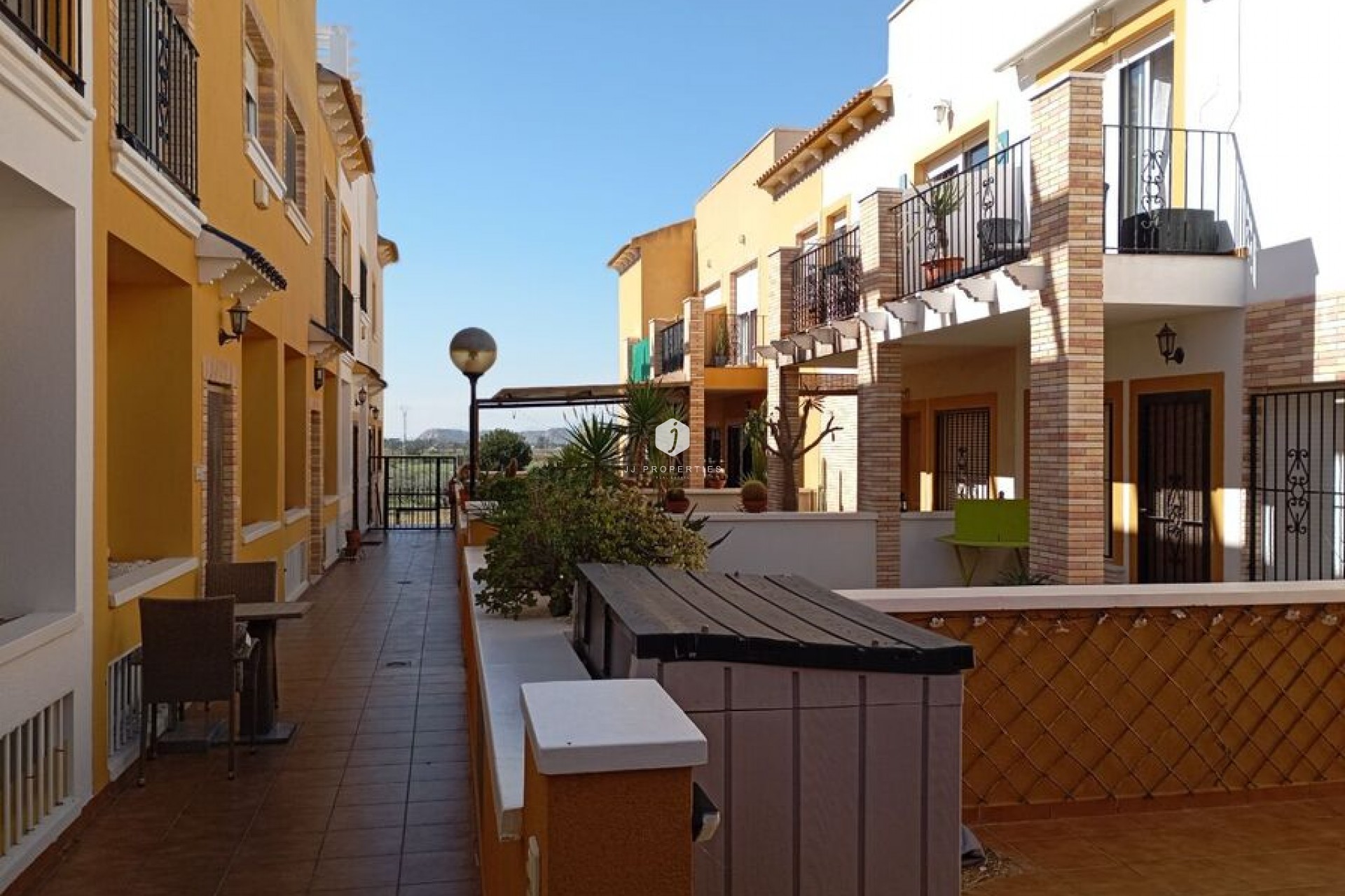 Resale - Chalet -
Catral - Costa Blanca