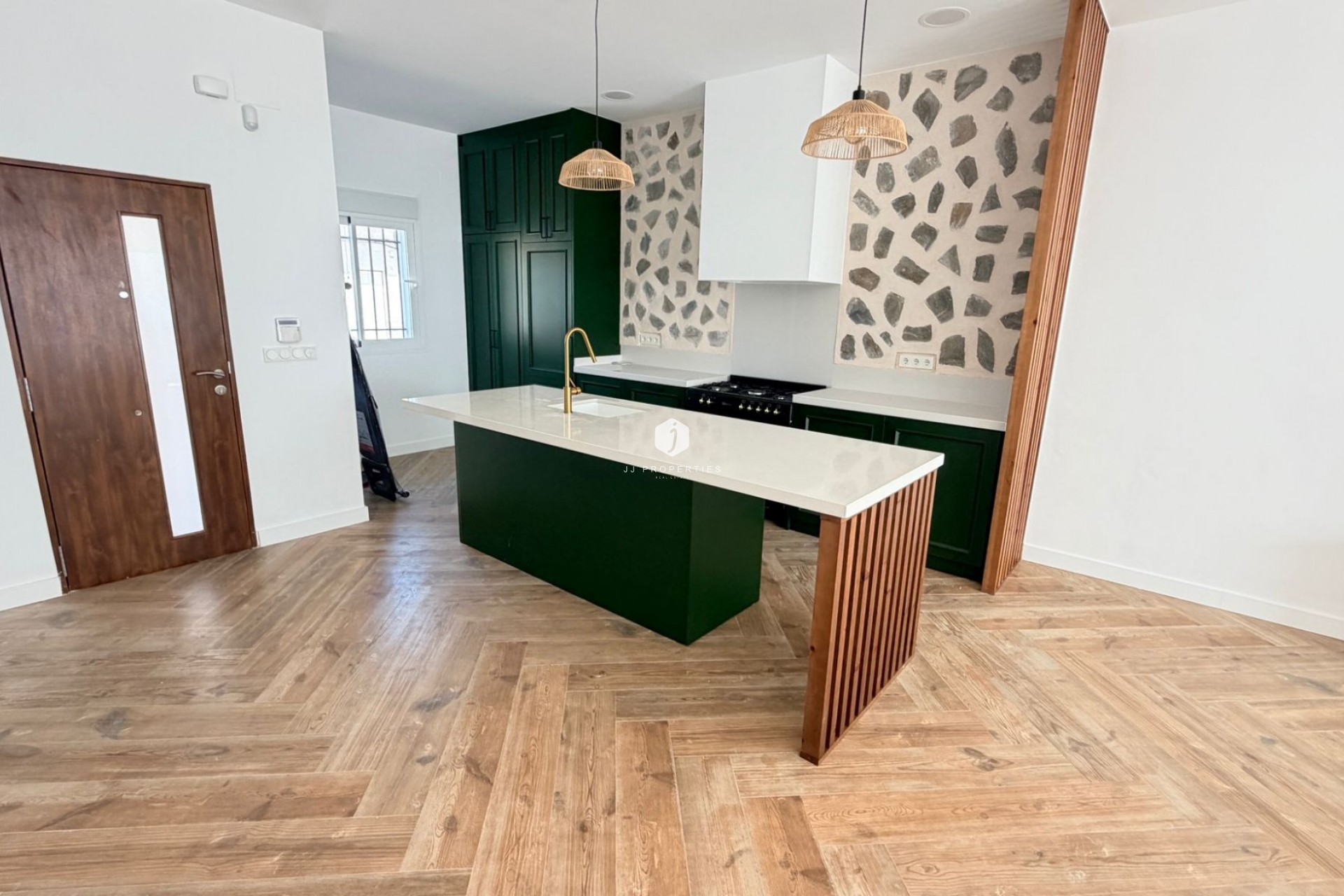 Resale - Chalet -
Catral - Costa Blanca