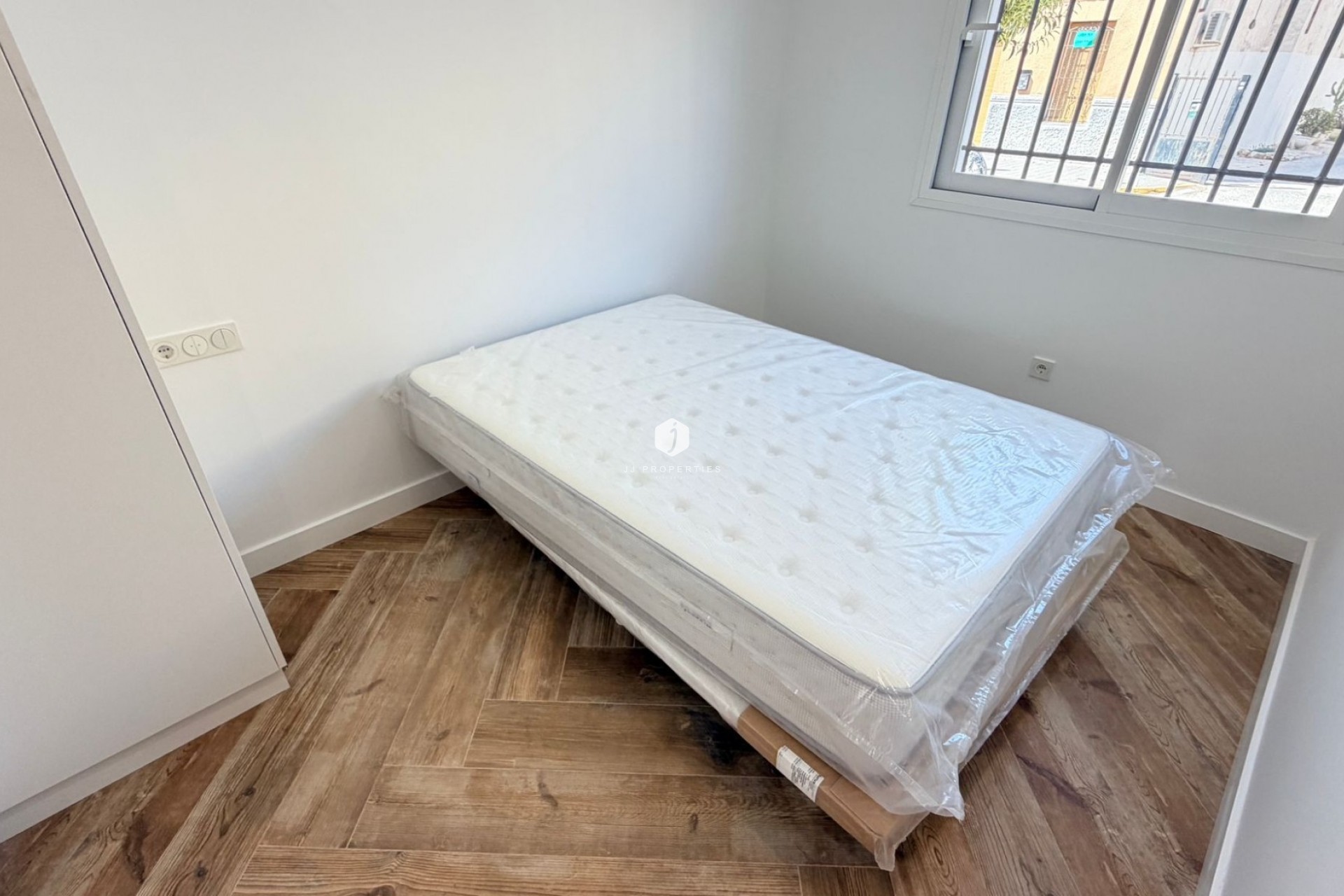 Resale - Chalet -
Catral - Costa Blanca