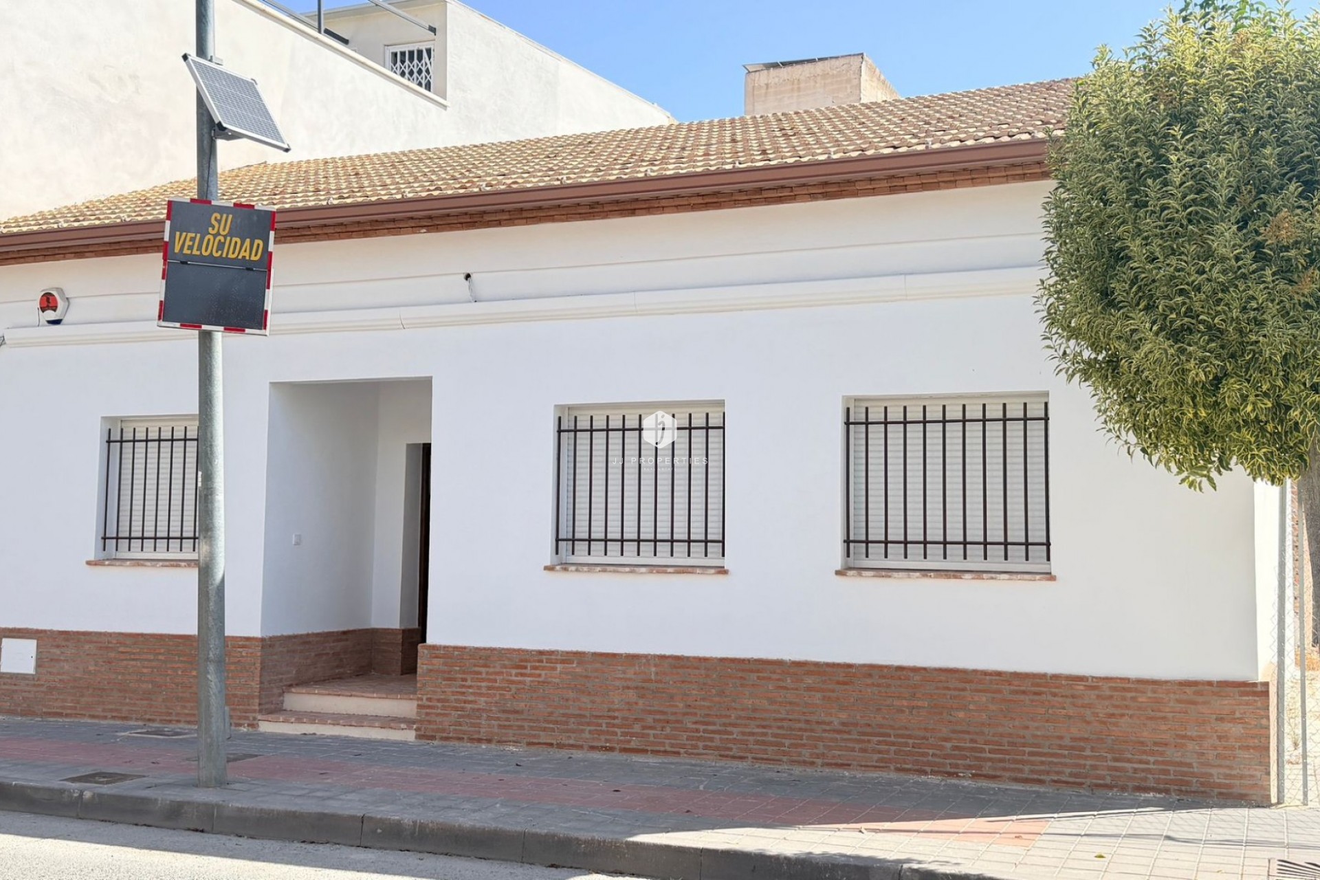 Resale - Chalet -
Catral - Costa Blanca