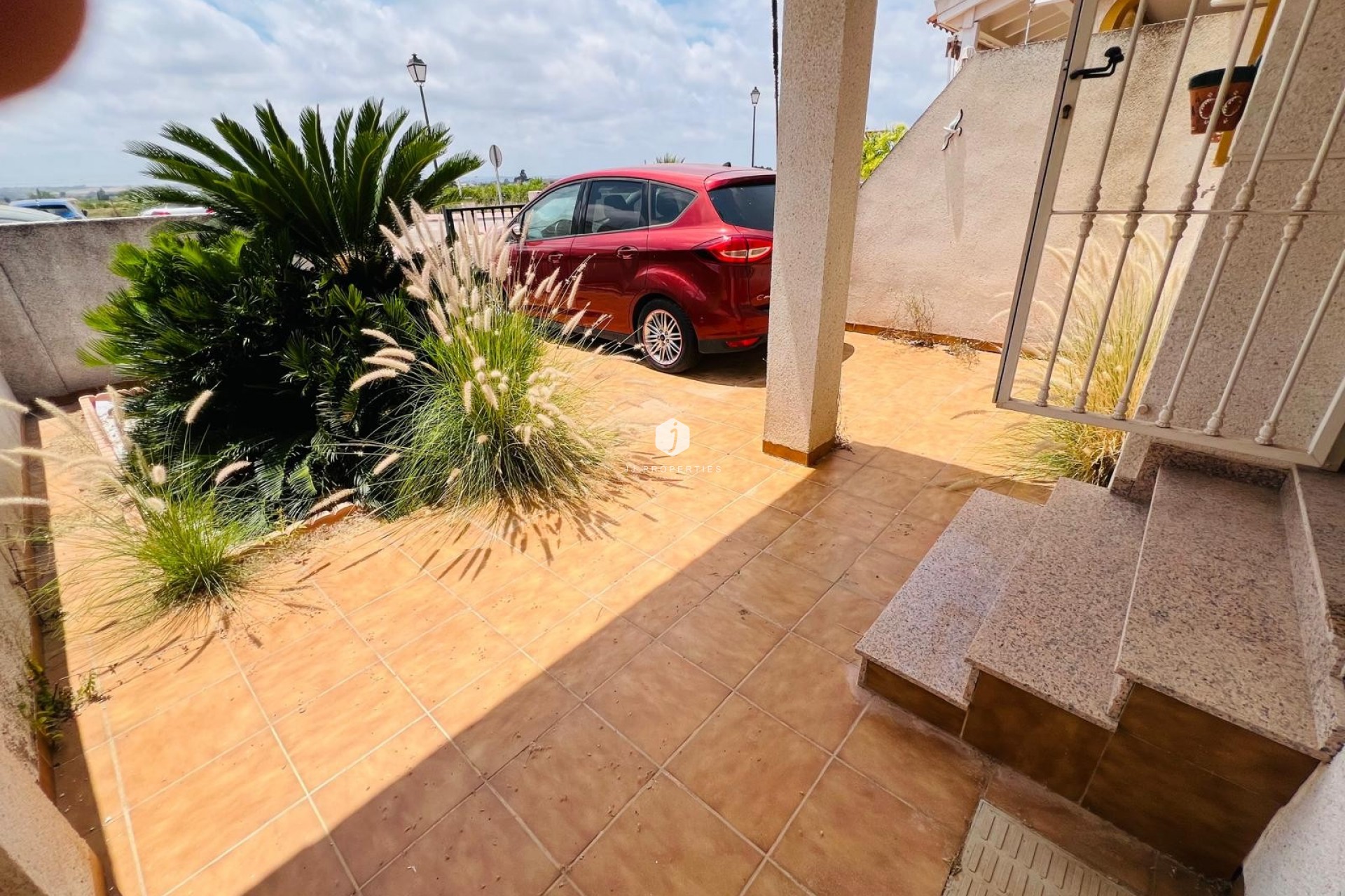 Resale - Chalet -
Daya Nueva - Costa Blanca