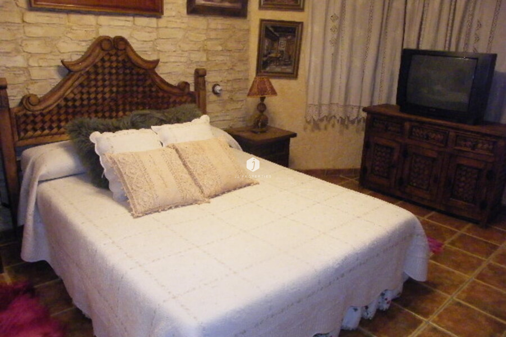 Resale - Chalet -
Daya Nueva - Costa Blanca