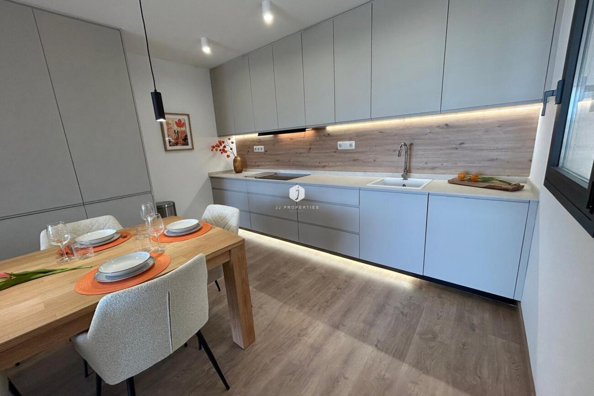 Resale - Chalet -
Dolores - Costa Blanca