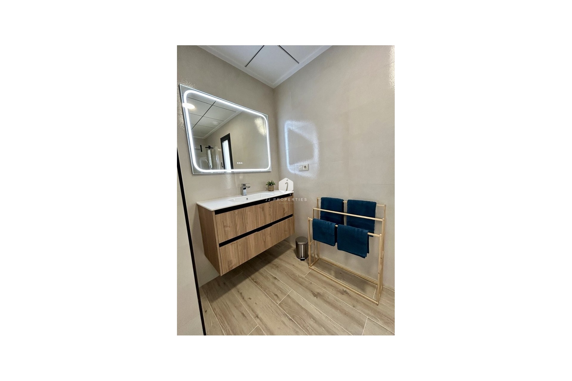 Resale - Chalet -
Dolores - Costa Blanca