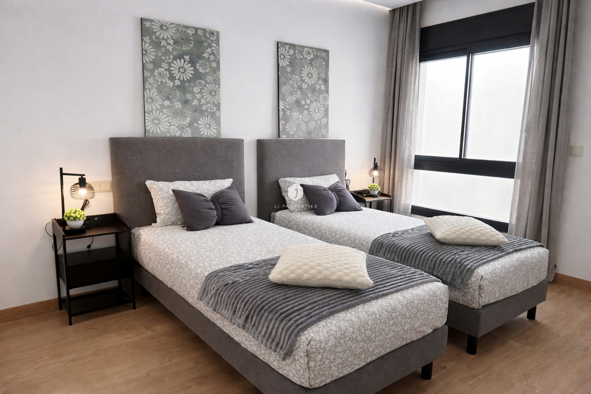 Resale - Chalet -
Dolores - Costa Blanca