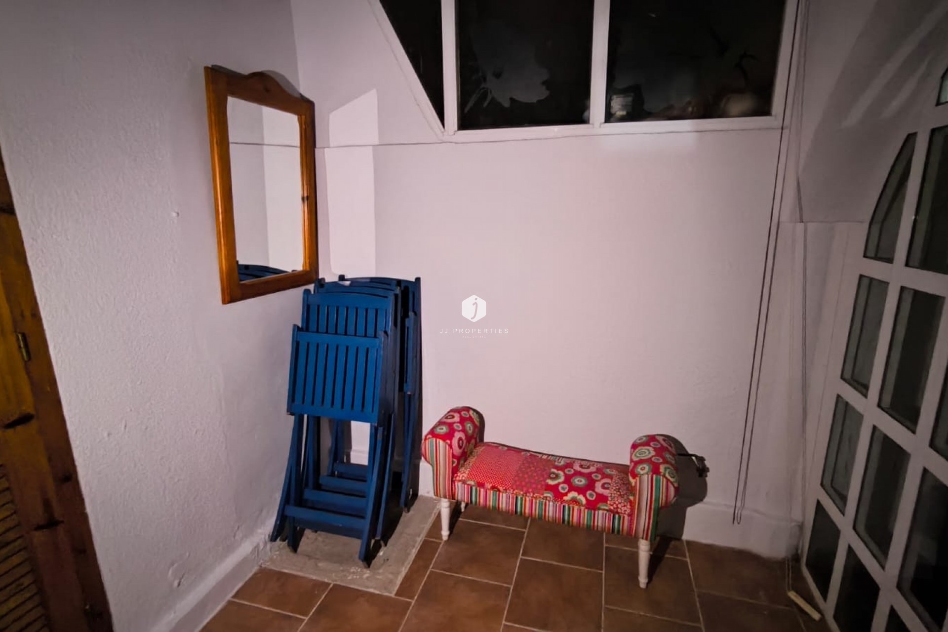 Resale - Chalet -
El Chaparral - Inland