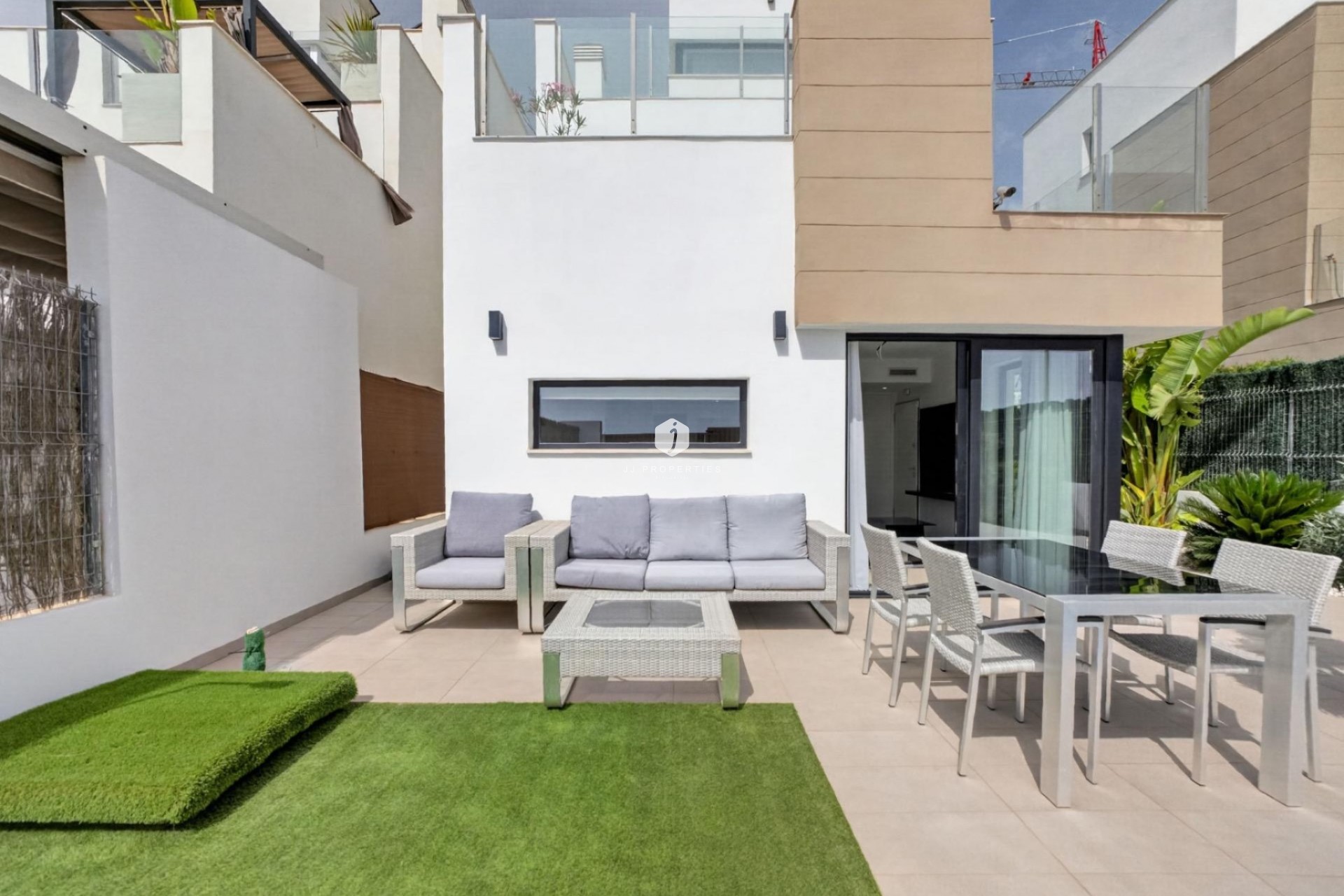 Resale - Chalet -
El Raso - Guardamar del Segura