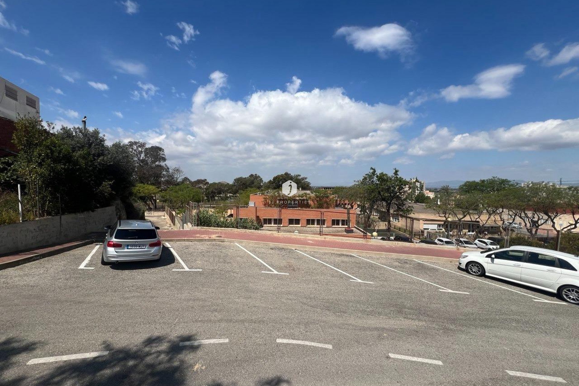 Resale - Chalet -
Guardamar del Segura - Centro