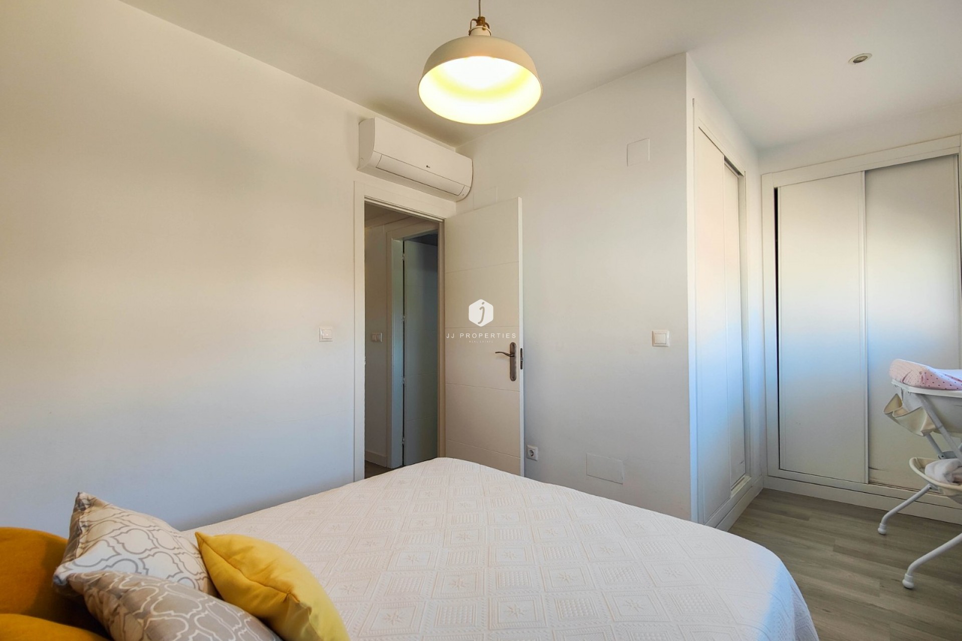 Resale - Chalet -
Guardamar del Segura - Costa Blanca