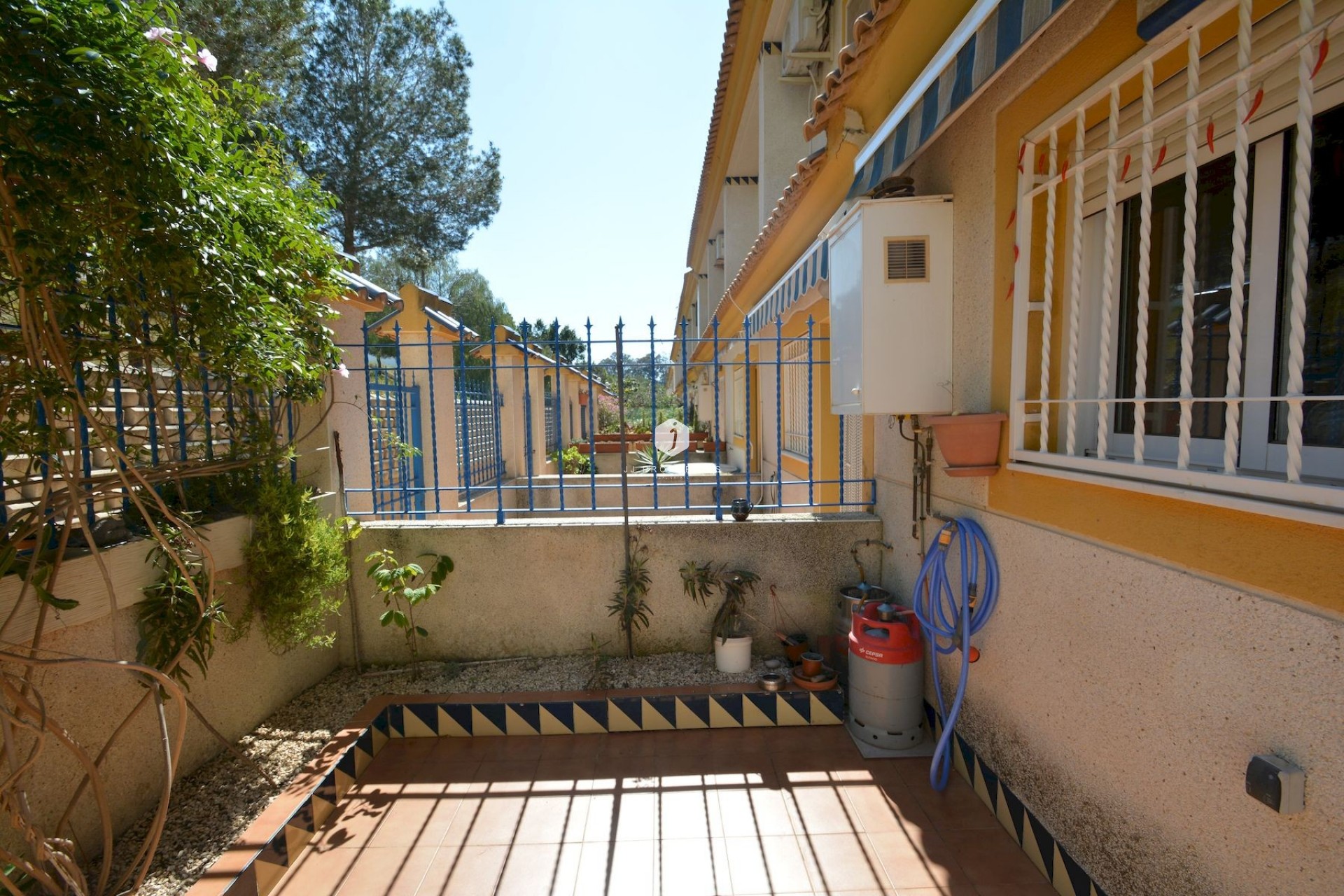 Resale - Chalet -
Guardamar del Segura - Costa Blanca