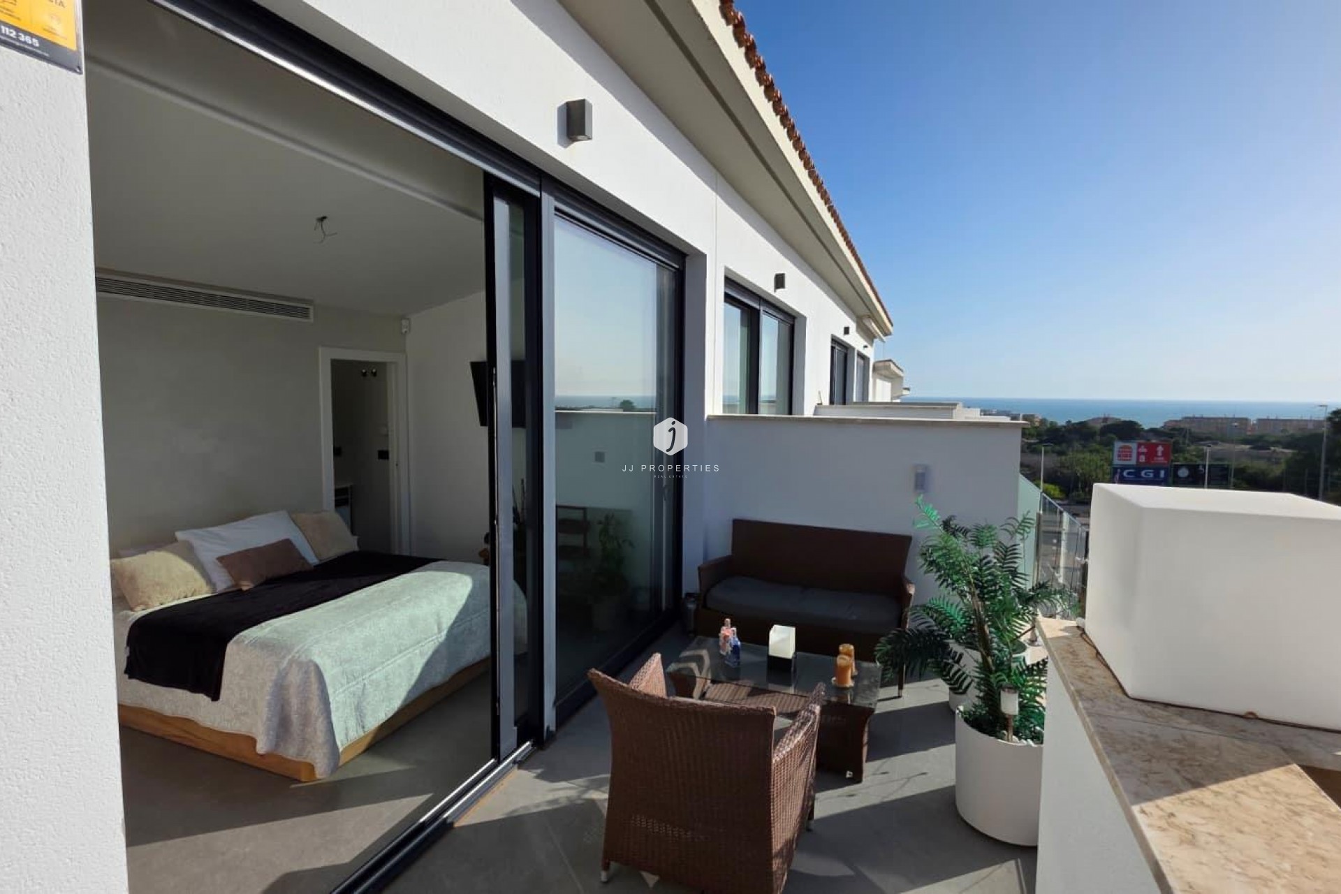 Resale - Chalet -
Guardamar del Segura - Los Secanos