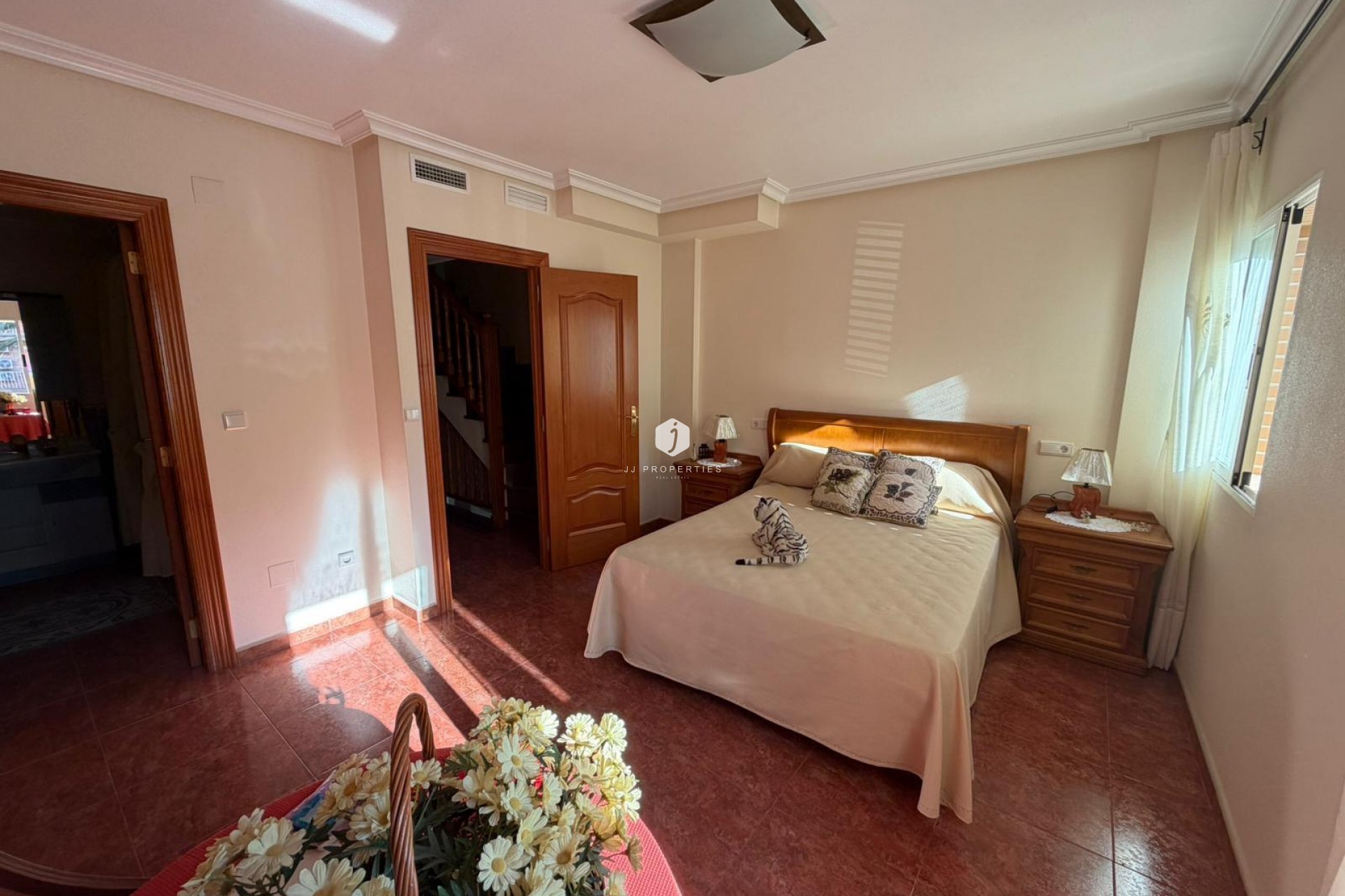 Resale - Chalet -
Guardamar del Segura - Pueblo
