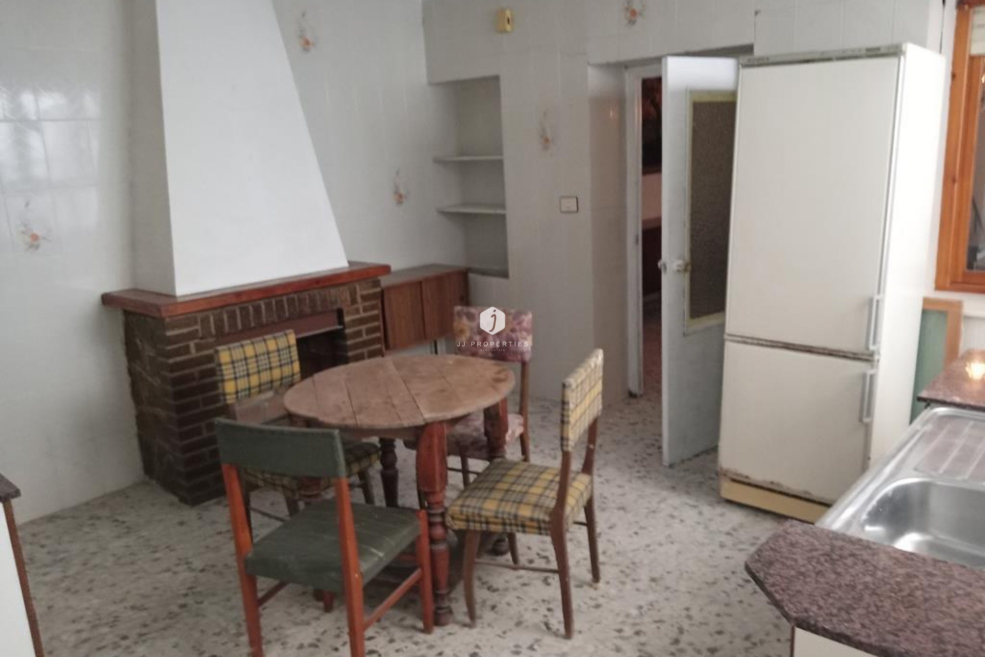 Resale - Chalet -
HurchIllo - PUEBLO CENTRO