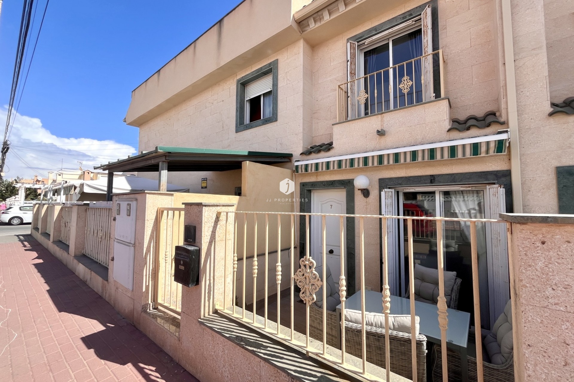 Resale - Chalet -
La Mata - Costa Blanca