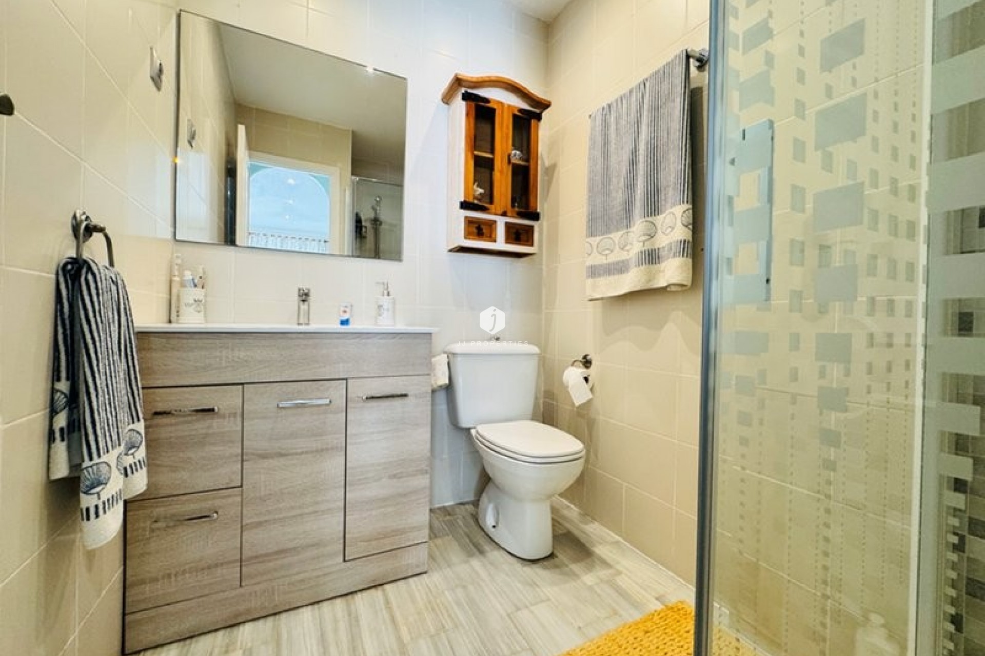 Resale - Chalet -
La Mata - Costa Blanca