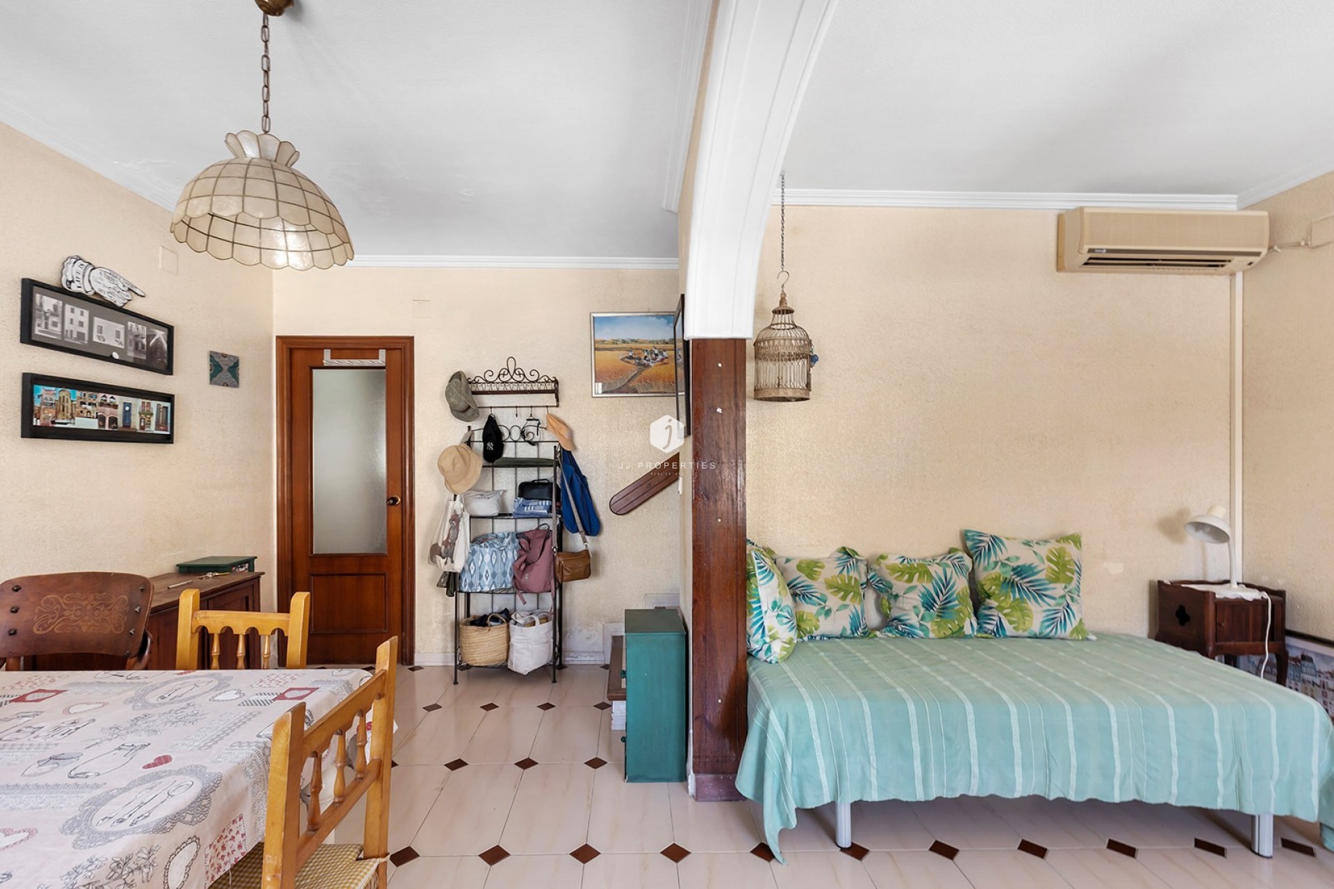 Resale - Chalet -
La Mata - Costa Blanca