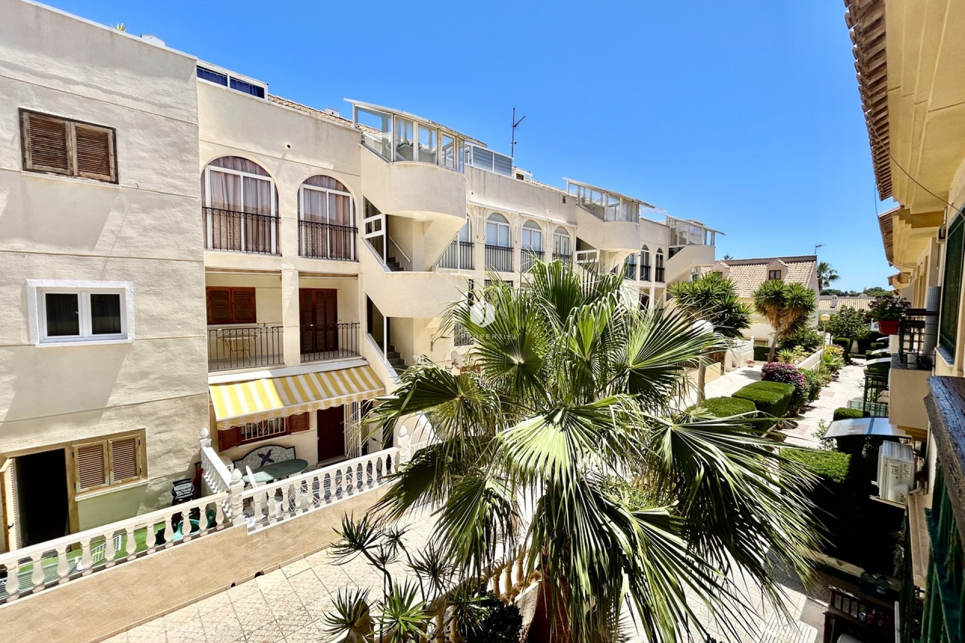 Resale - Chalet -
La Zenia - Costa Blanca