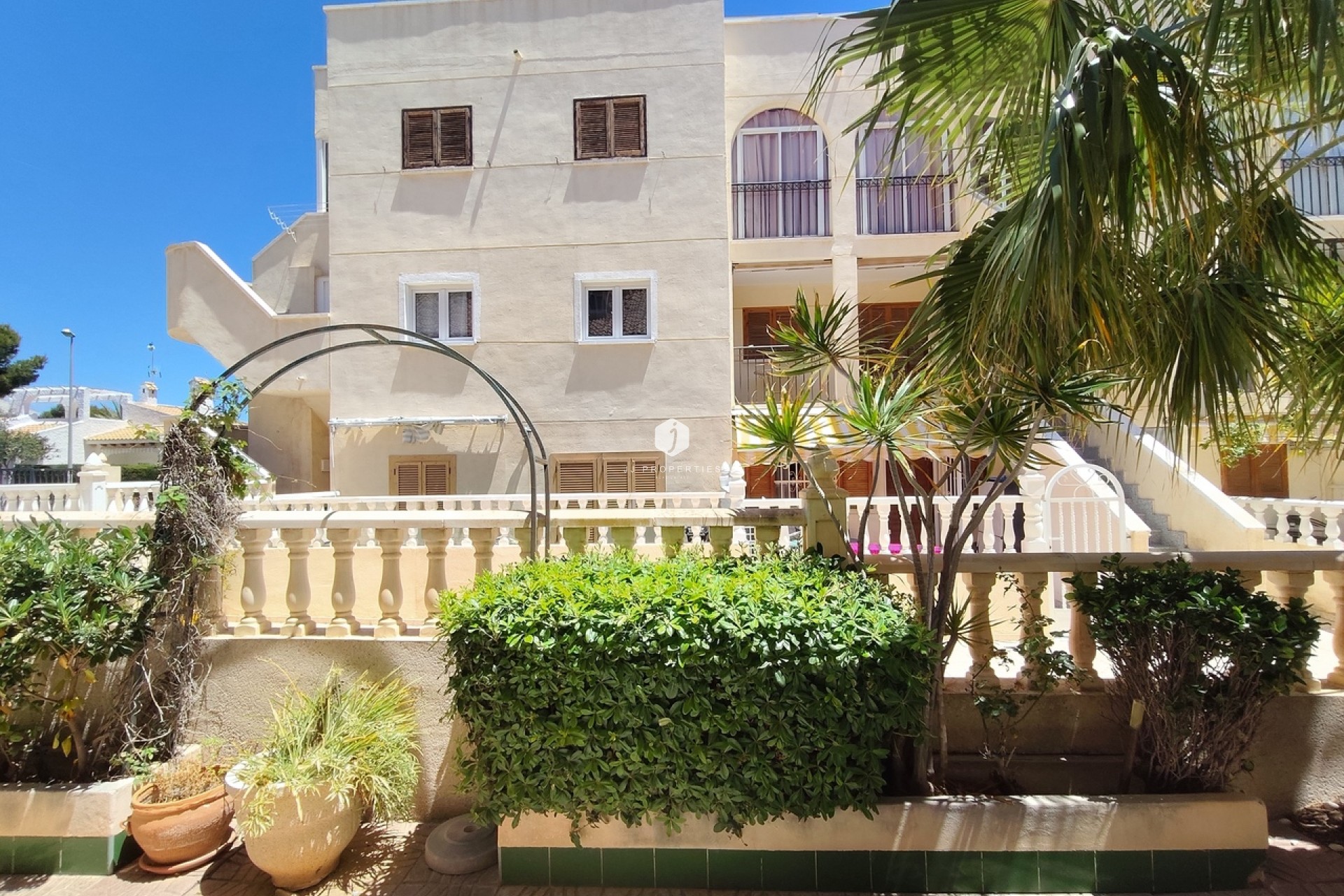 Resale - Chalet -
La Zenia - Costa Blanca