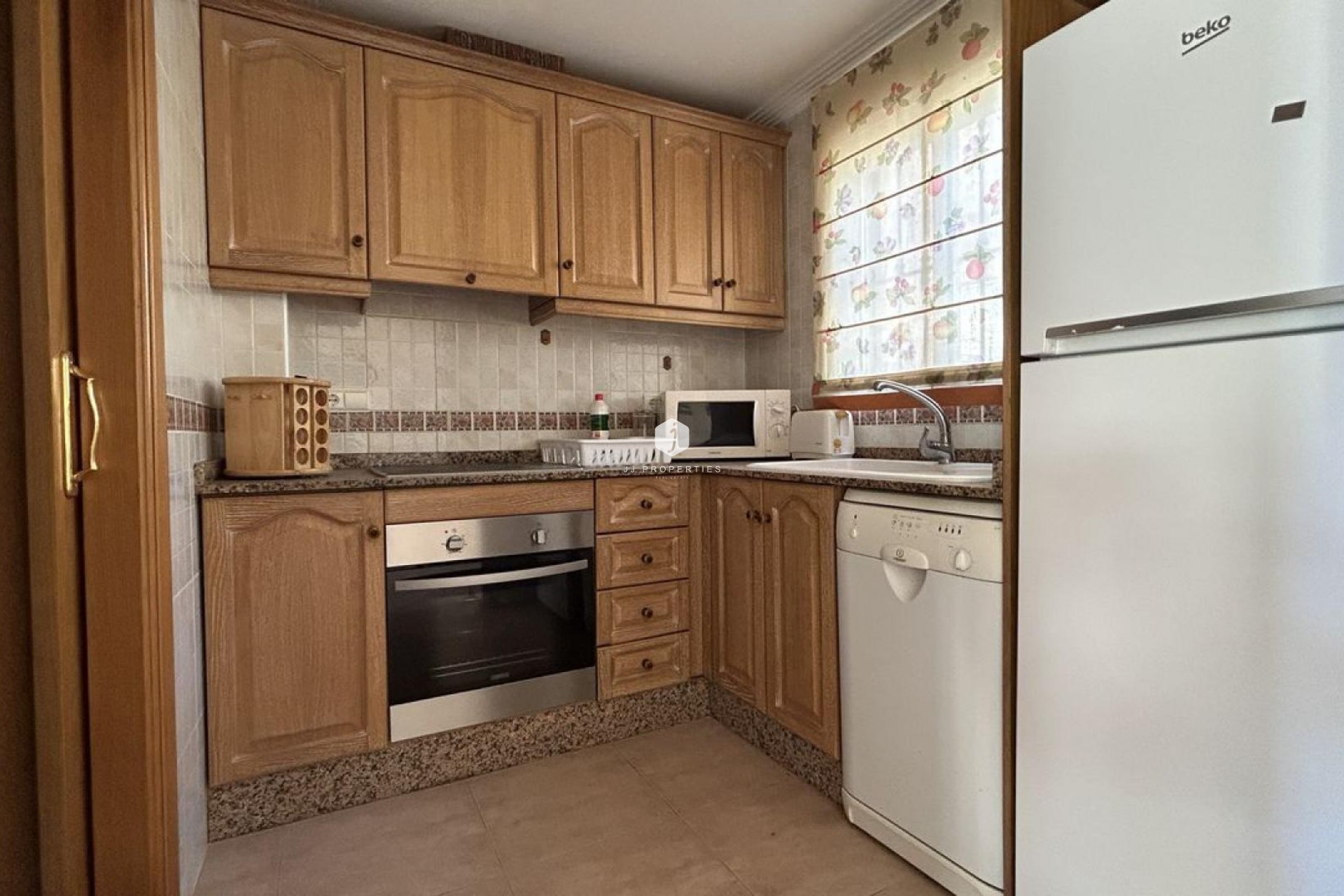 Resale - Chalet -
Los Altos - Costa Blanca