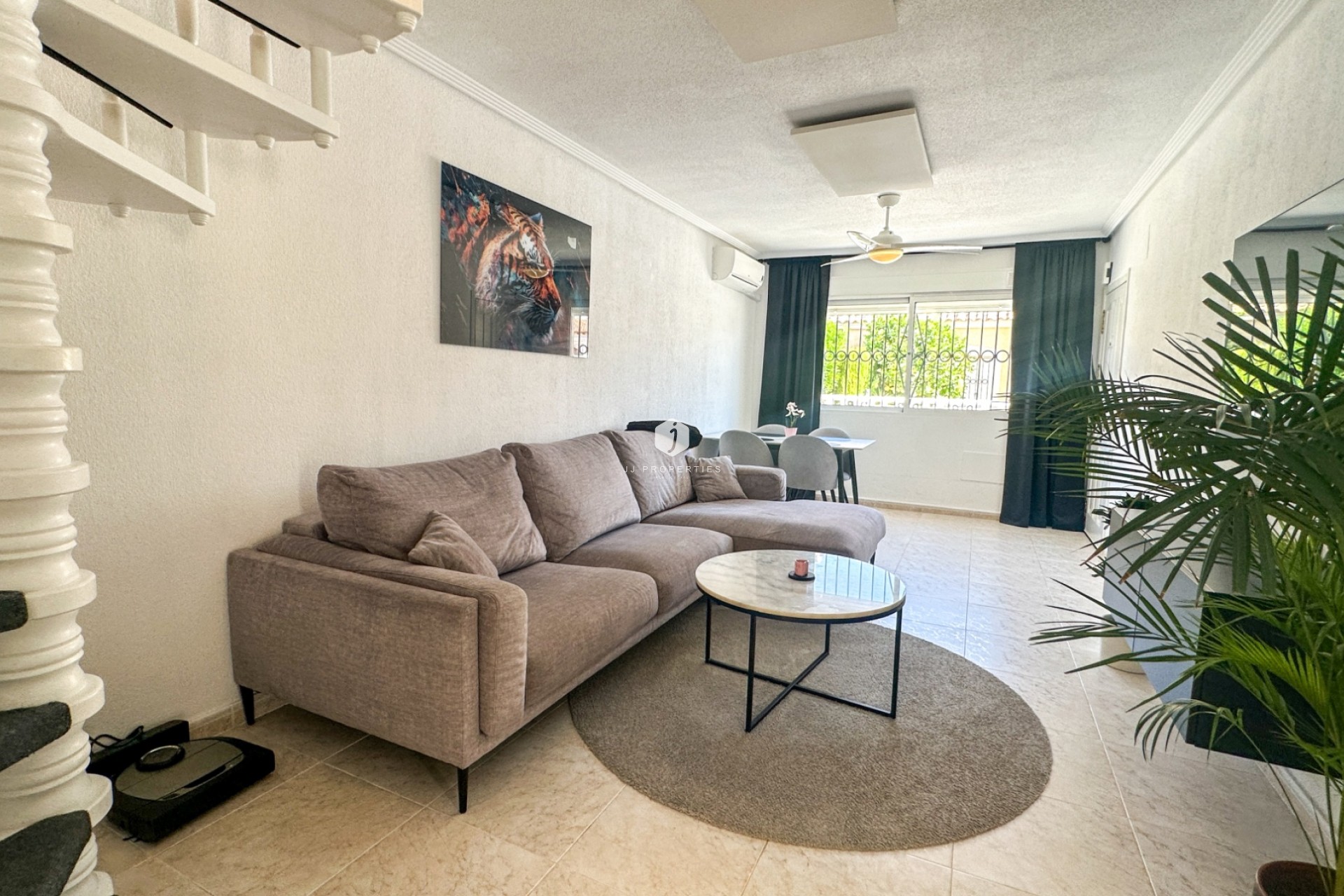 Resale - Chalet -
Los Altos - Costa Blanca