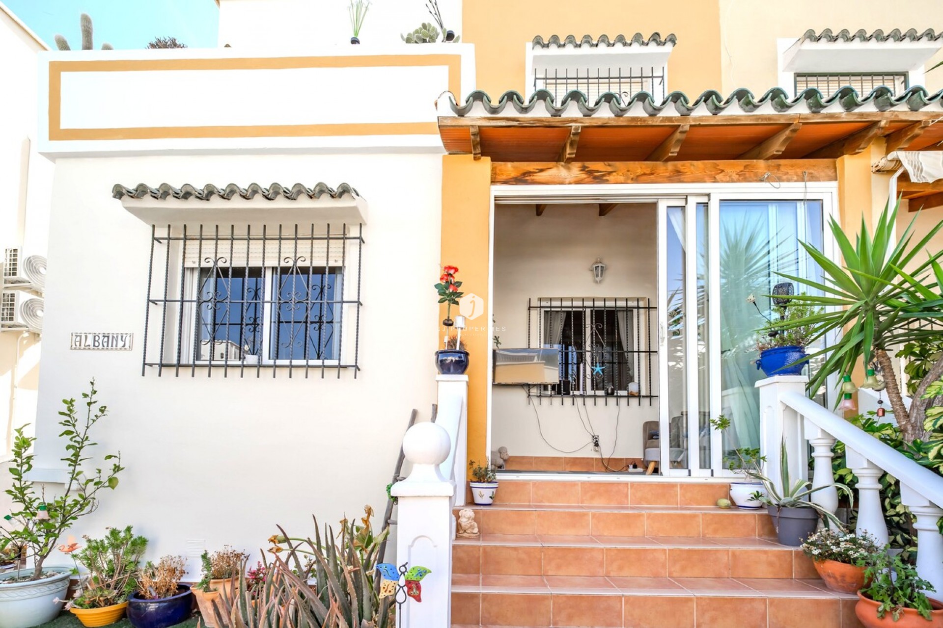 Resale - Chalet -
Los Altos - Res Valle de los pinos