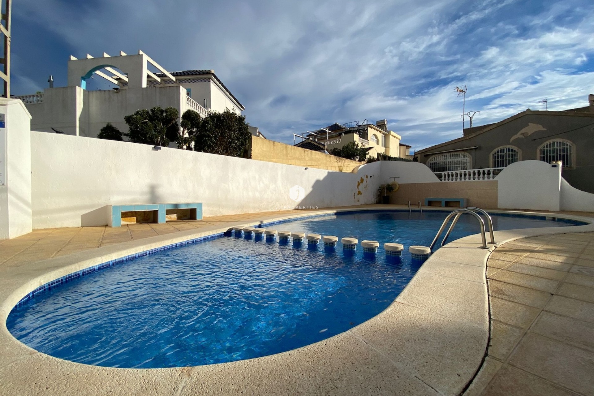 Resale - Chalet -
Los Balcones - Costa Blanca