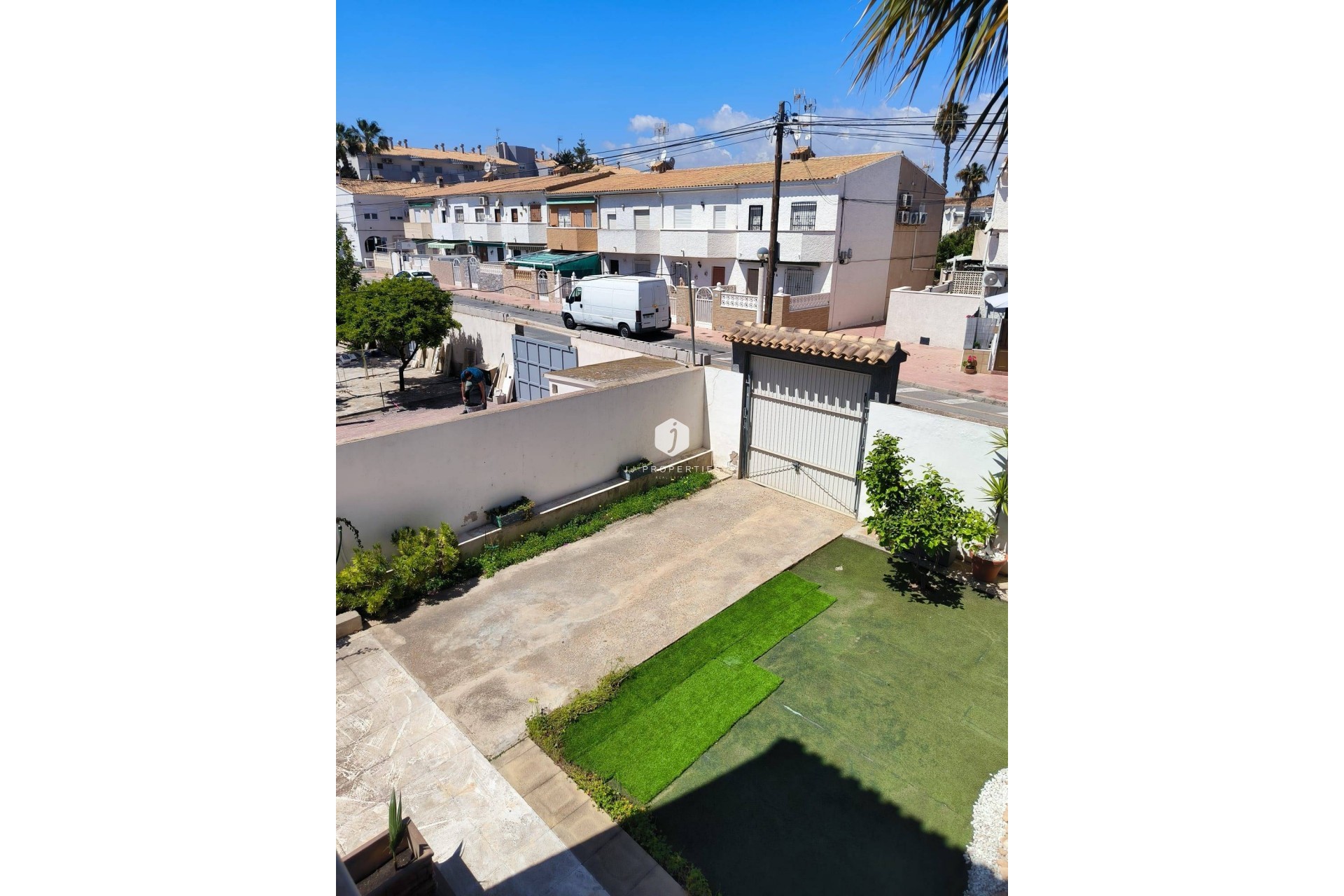 Resale - Chalet -
Orihuela Costa - Cabo Roig