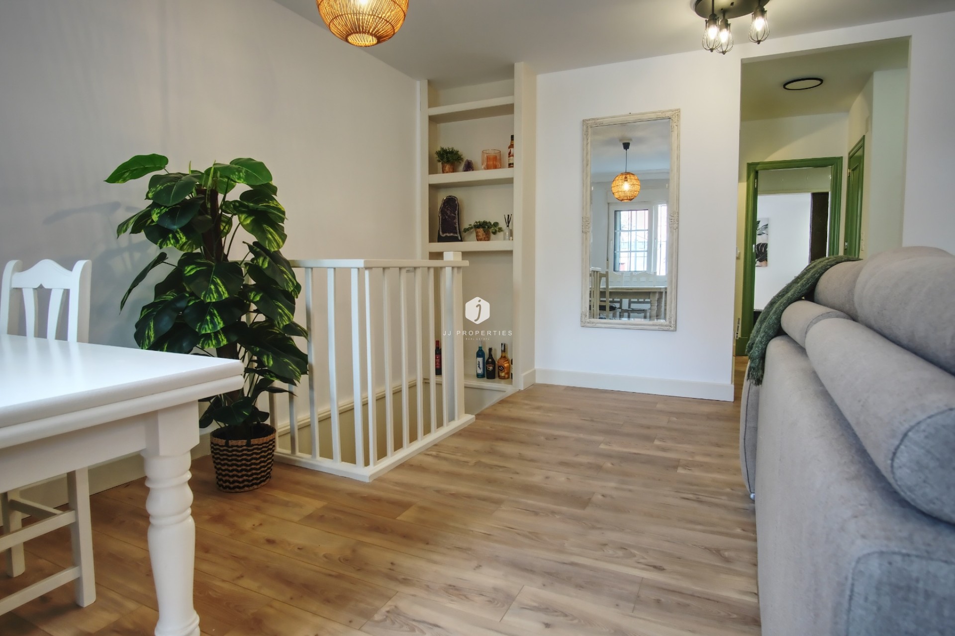 Resale - Chalet -
Orihuela Costa - Costa Blanca