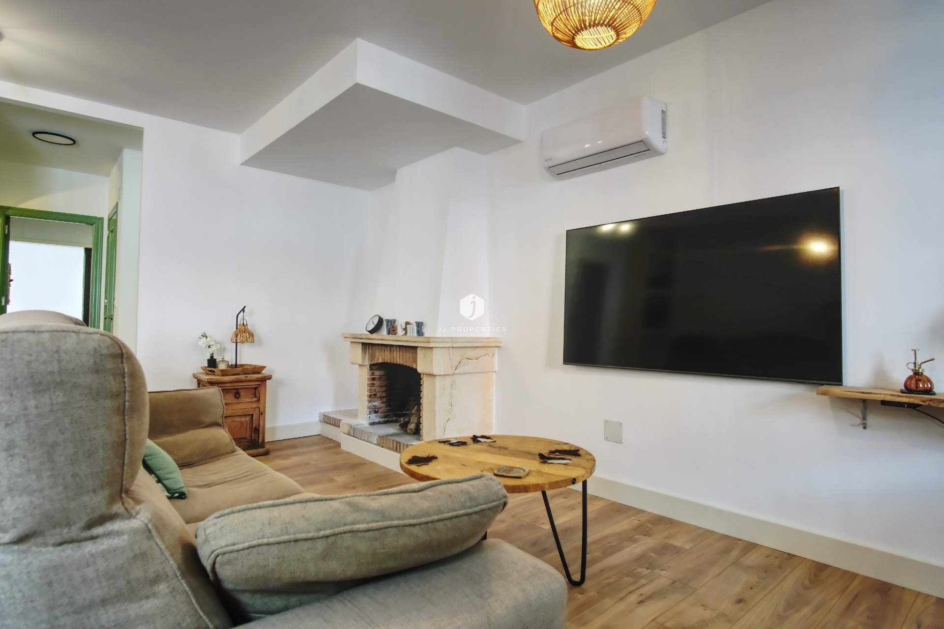 Resale - Chalet -
Orihuela Costa - Costa Blanca