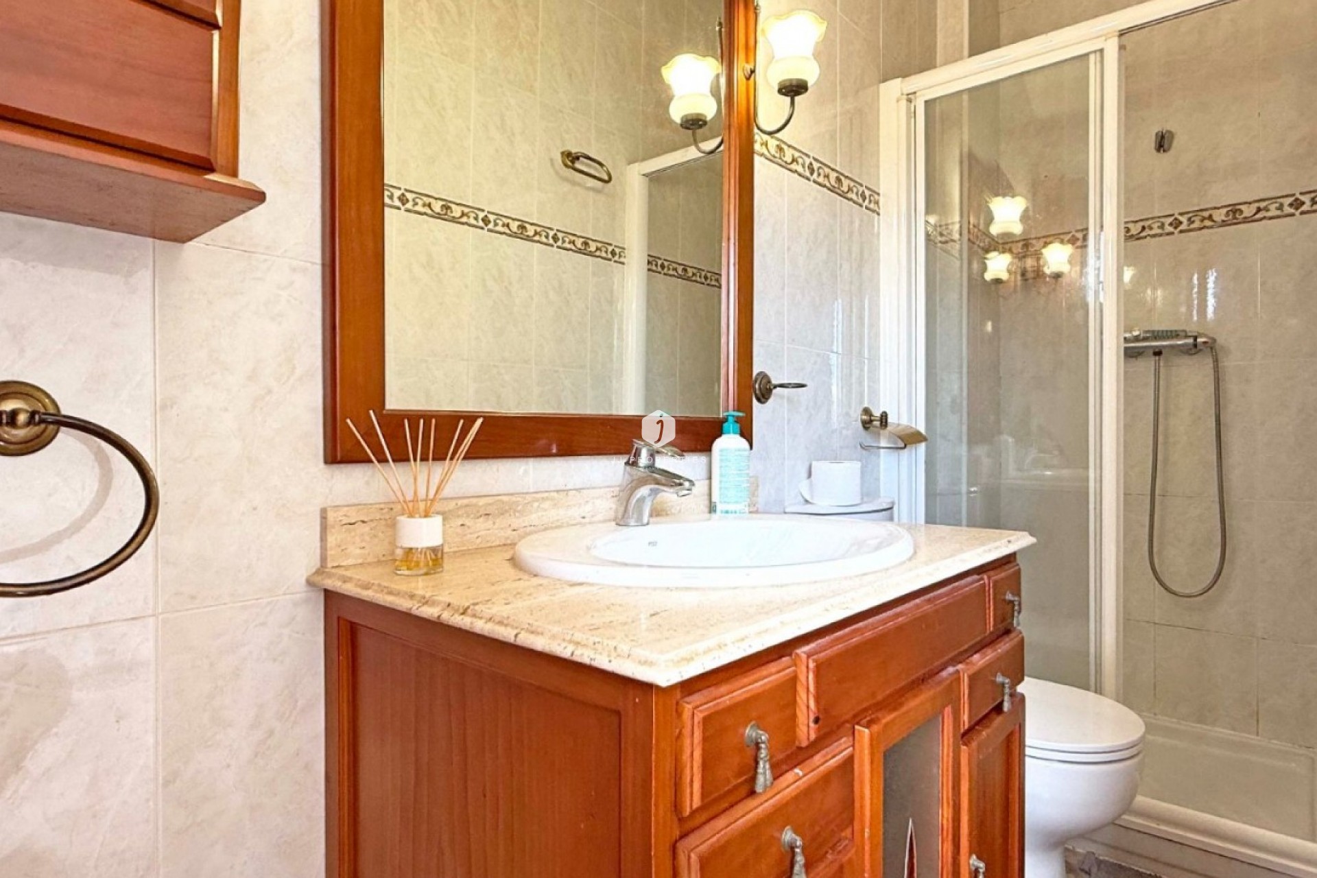 Resale - Chalet -
Orihuela Costa - Costa Blanca