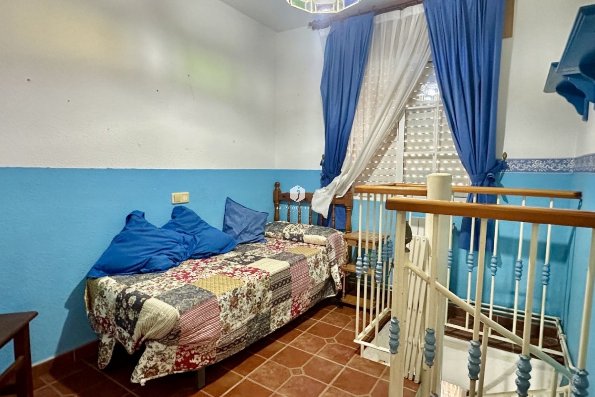 Resale - Chalet -
Orihuela Costa - Costa Blanca