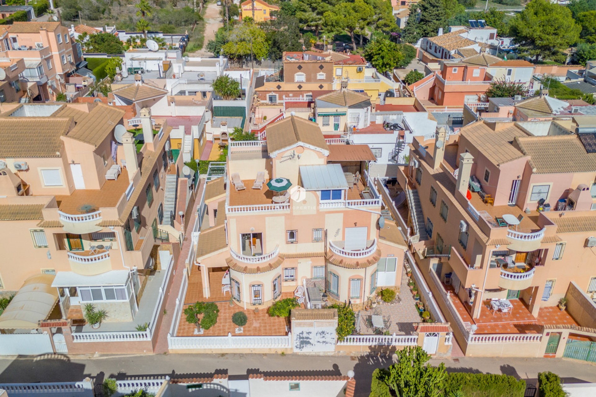 Resale - Chalet -
Orihuela Costa - Costa Blanca