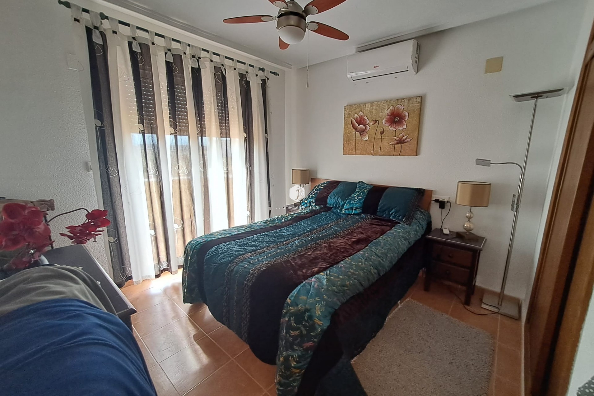 Resale - Chalet -
Orihuela Costa - Costa Blanca