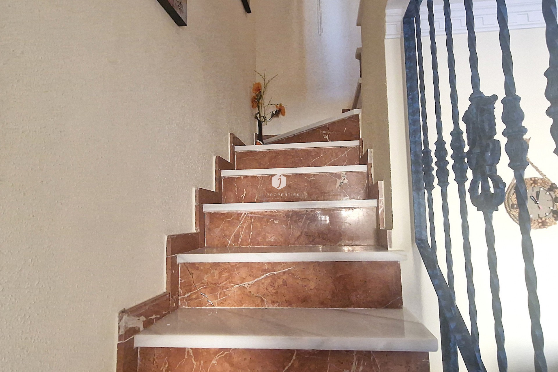 Resale - Chalet -
Orihuela Costa - Costa Blanca