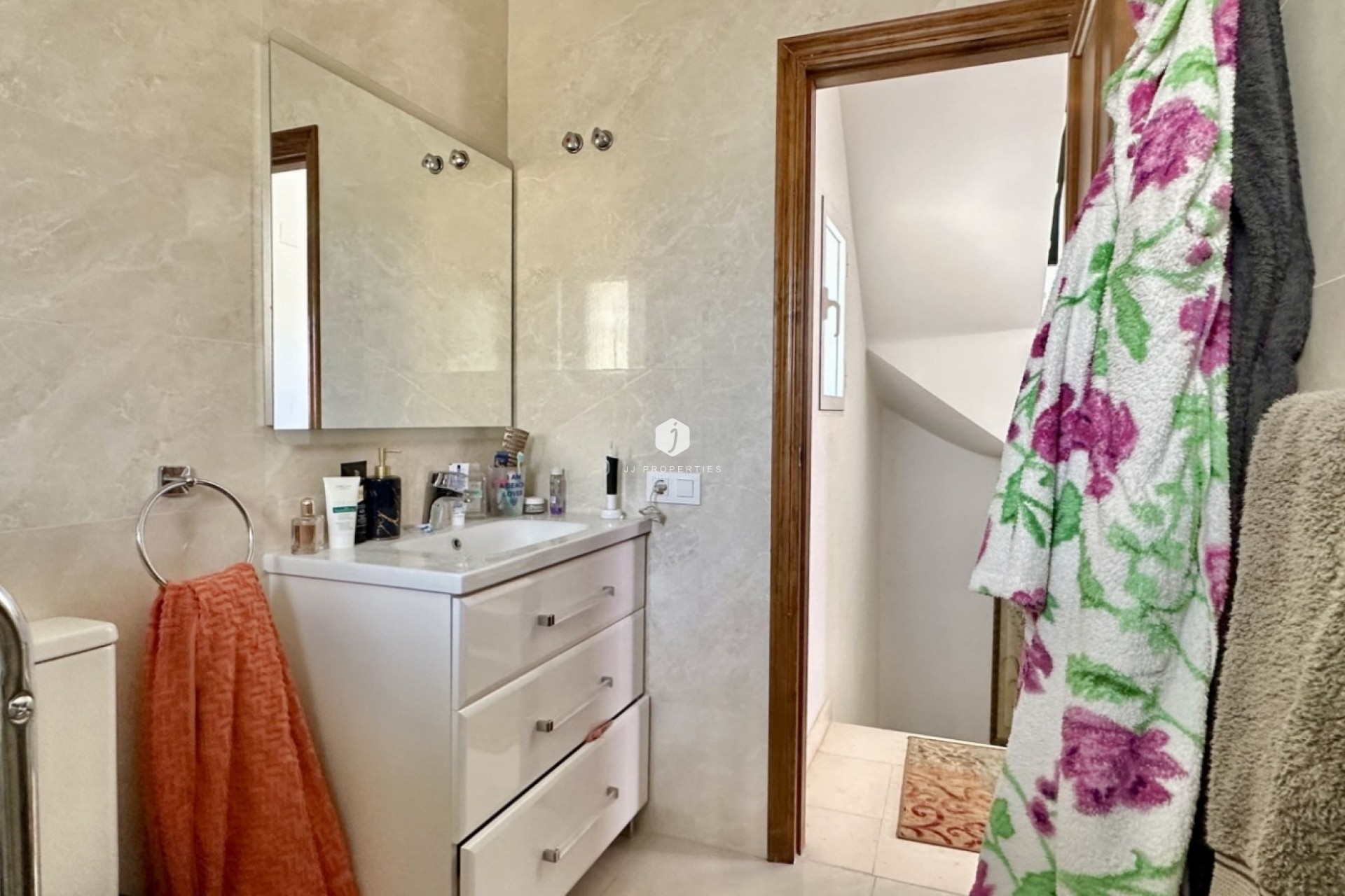 Resale - Chalet -
Orihuela Costa - Costa Blanca