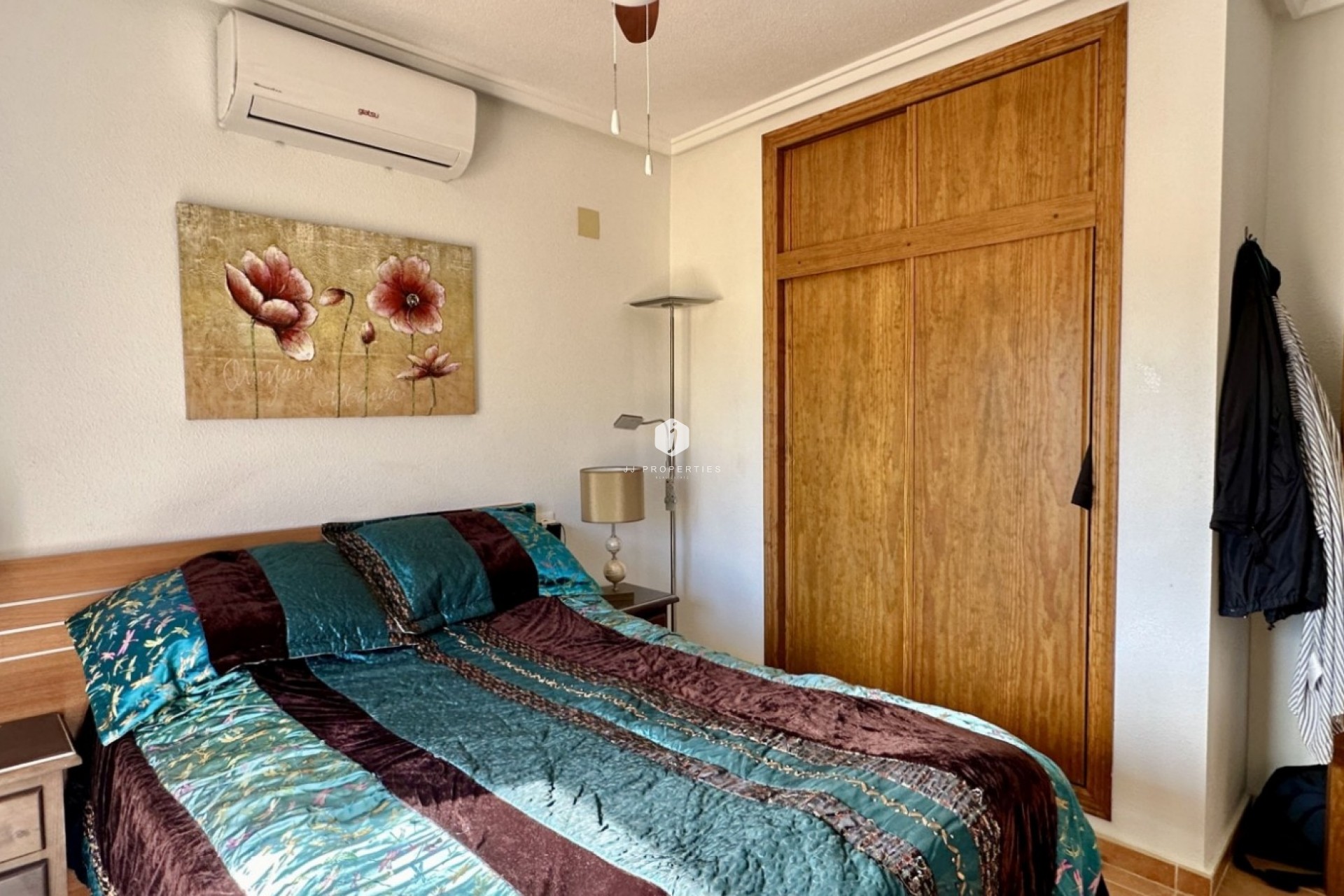 Resale - Chalet -
Orihuela Costa - Costa Blanca