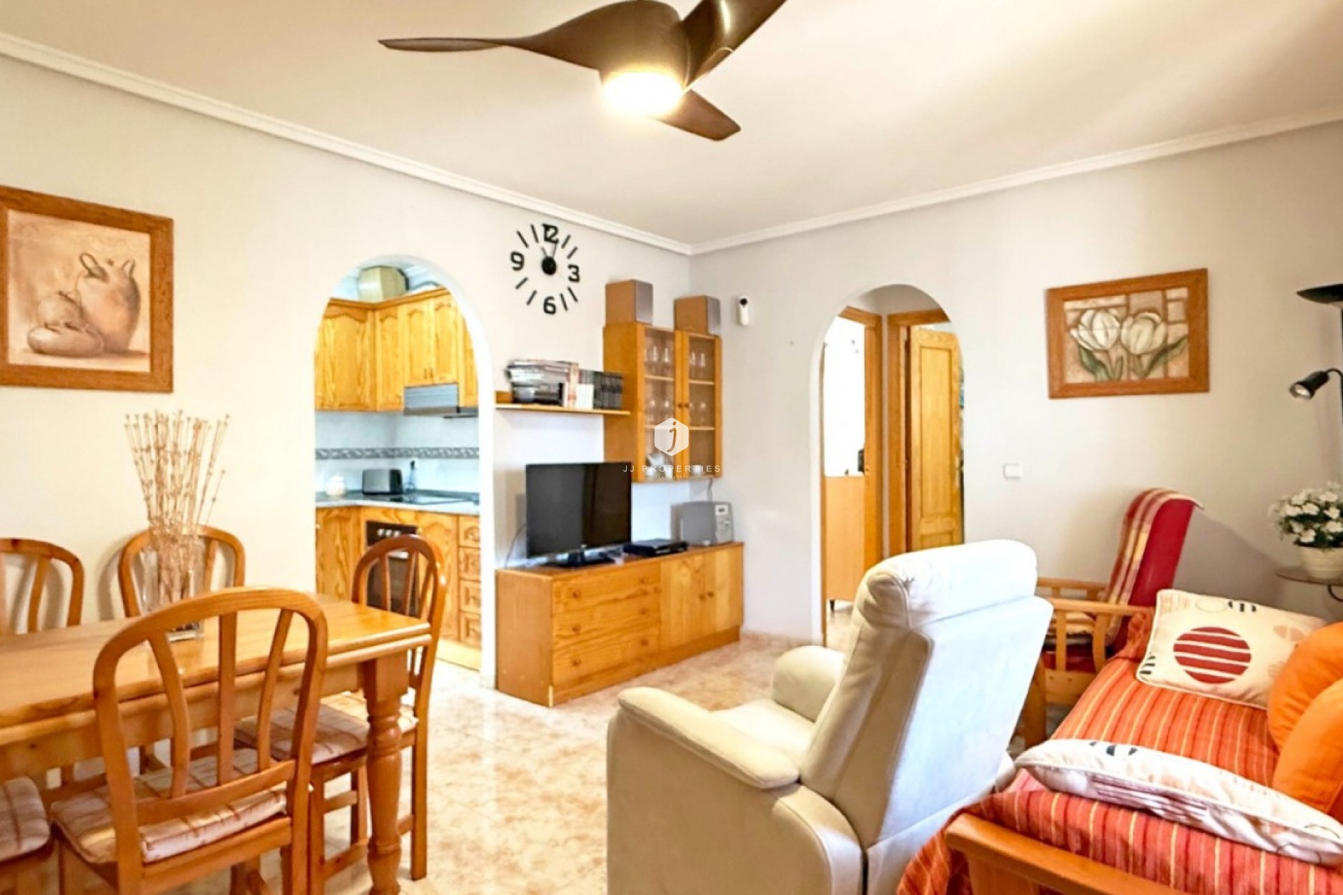 Resale - Chalet -
Orihuela Costa - Costa Blanca