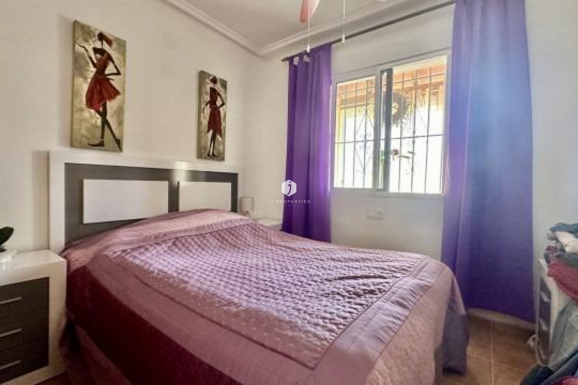 Resale - Chalet -
Orihuela Costa - Costa Blanca