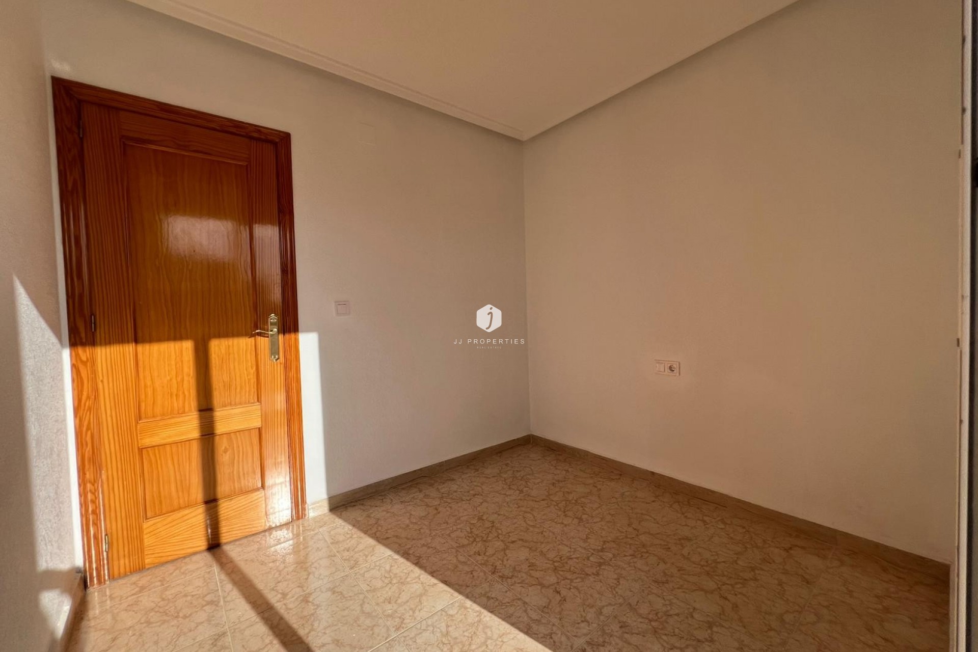 Resale - Chalet -
Orihuela Costa - Costa Blanca