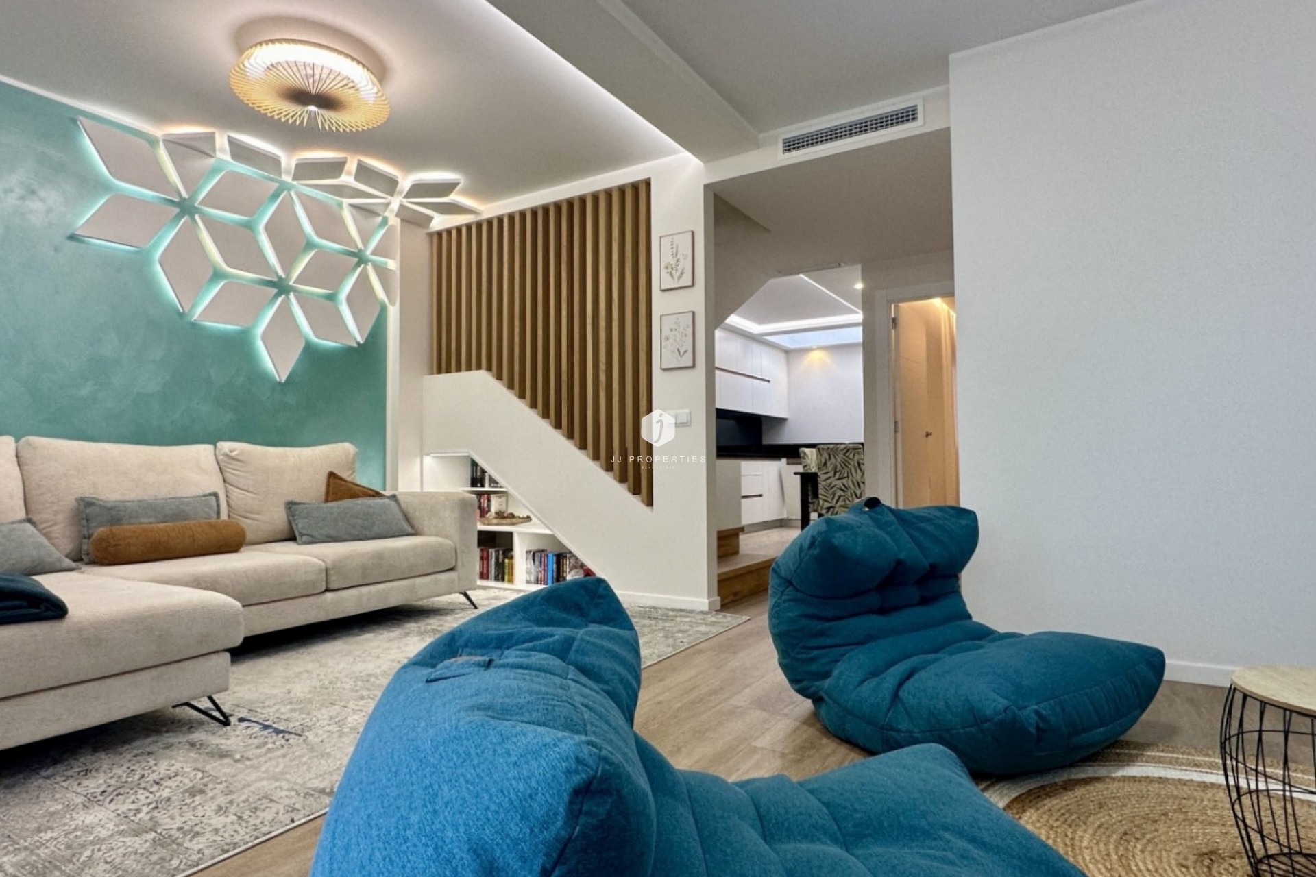 Resale - Chalet -
Orihuela Costa - Costa Blanca