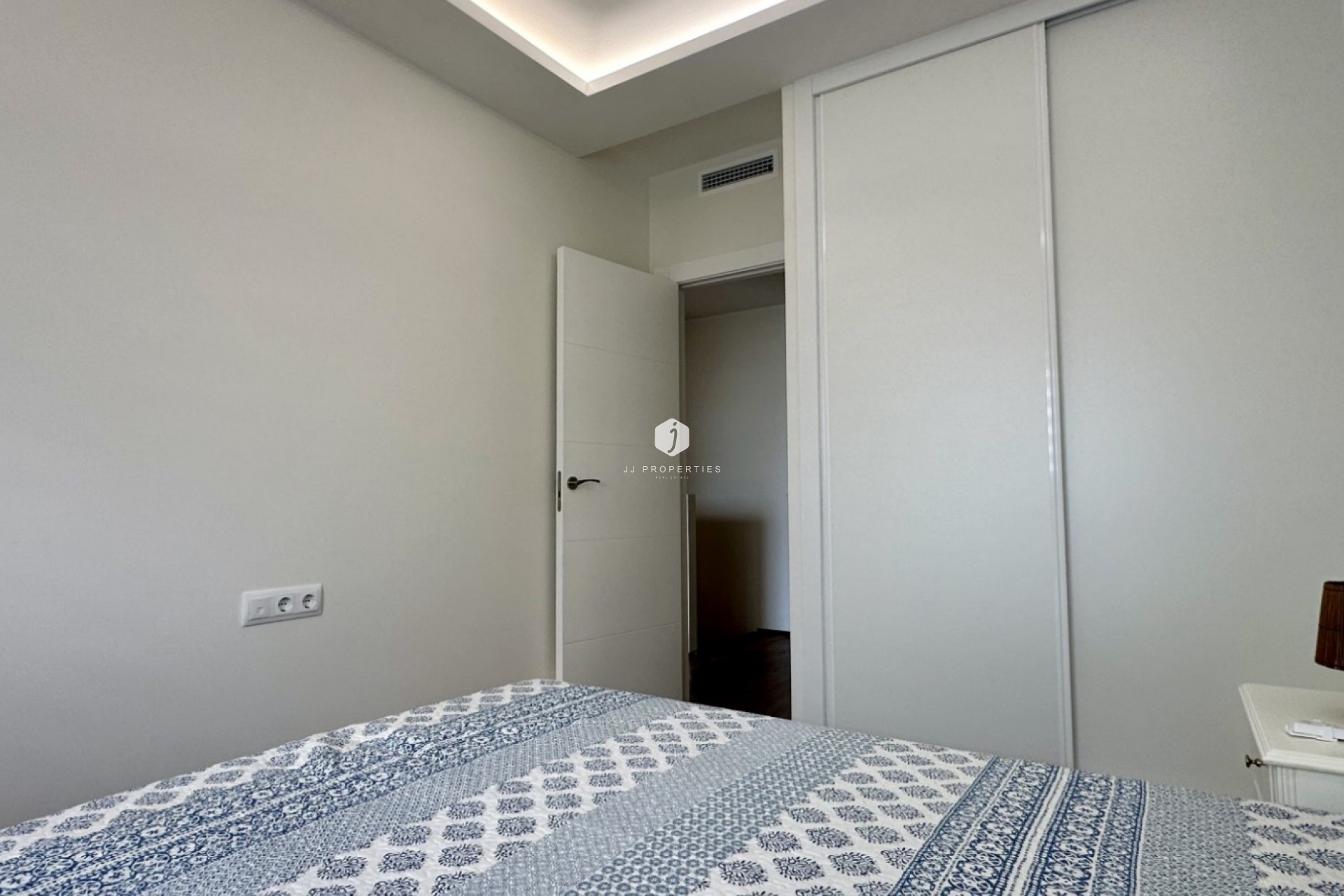 Resale - Chalet -
Orihuela Costa - Costa Blanca