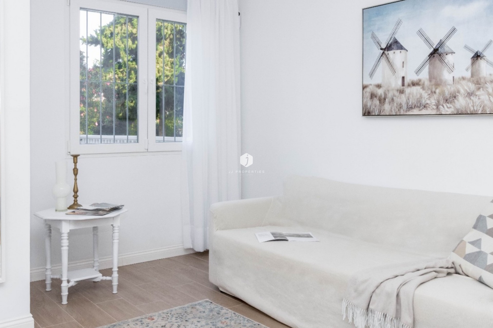 Resale - Chalet -
Orihuela Costa - Costa Blanca