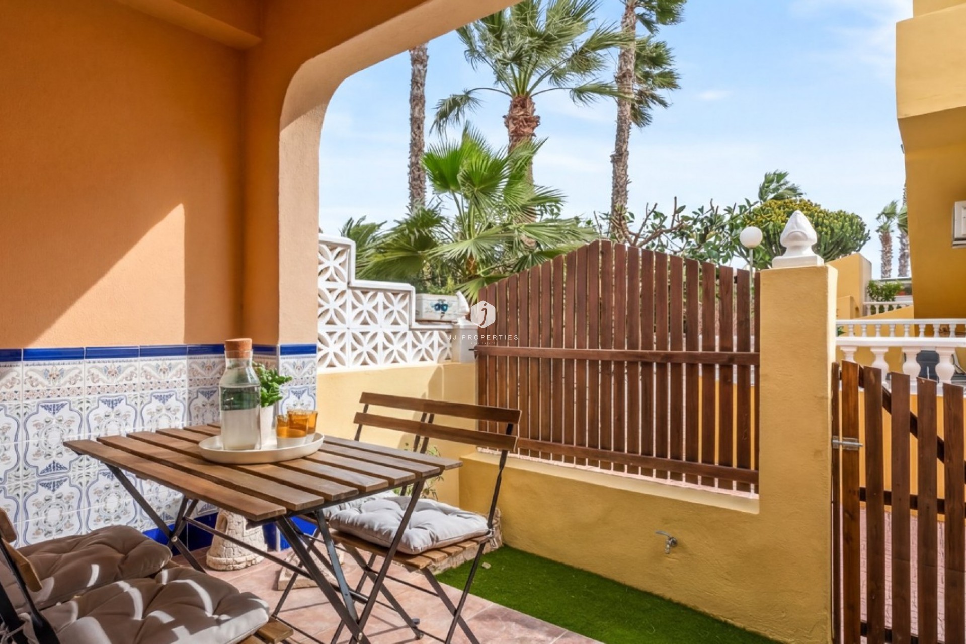 Resale - Chalet -
Orihuela Costa - Costa Blanca