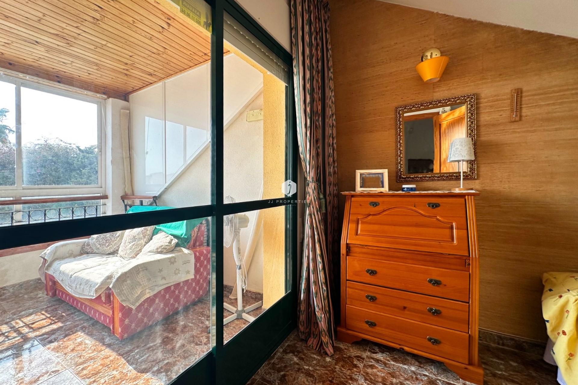 Resale - Chalet -
Orihuela Costa - Costa Blanca