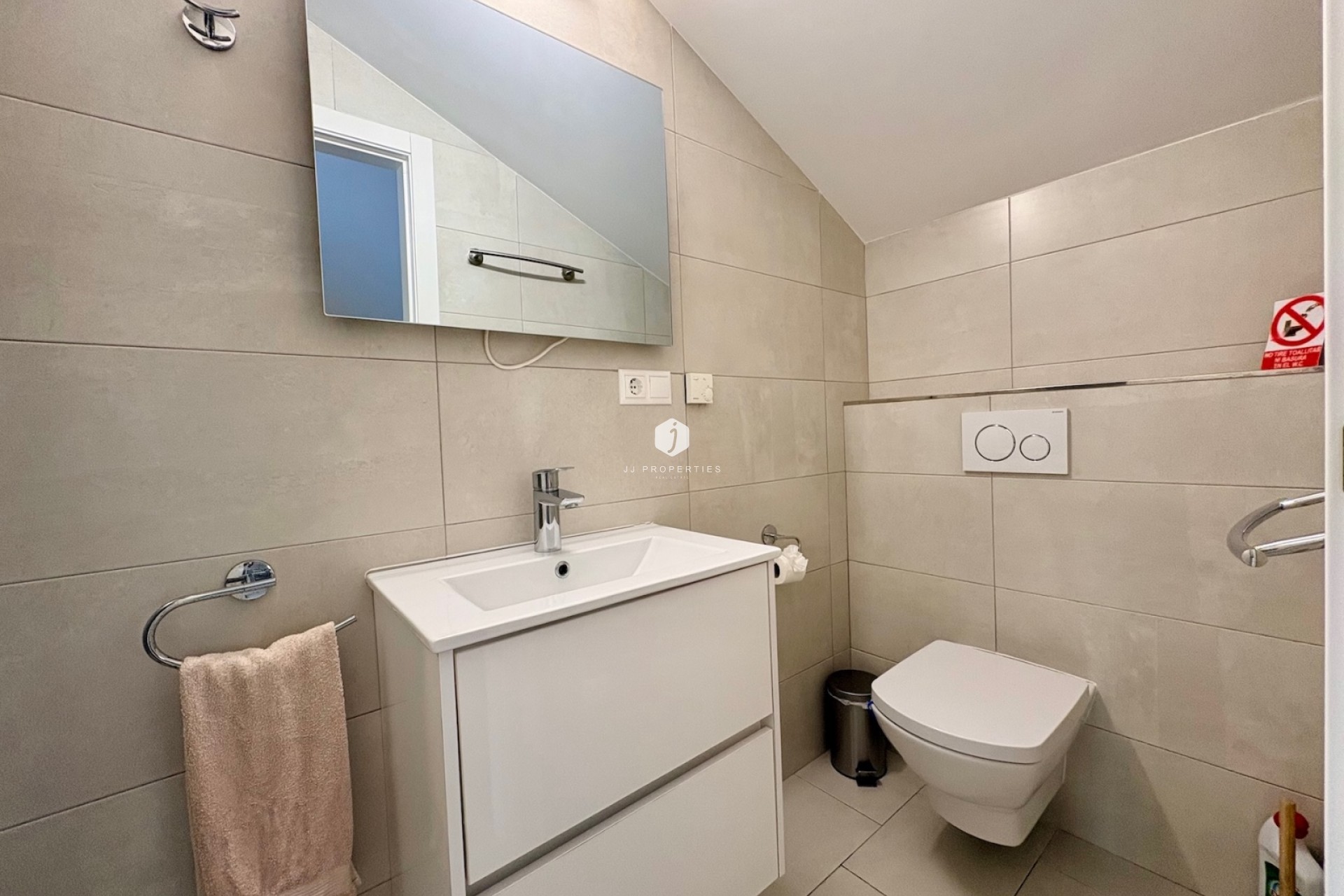 Resale - Chalet -
Orihuela Costa - Costa Blanca