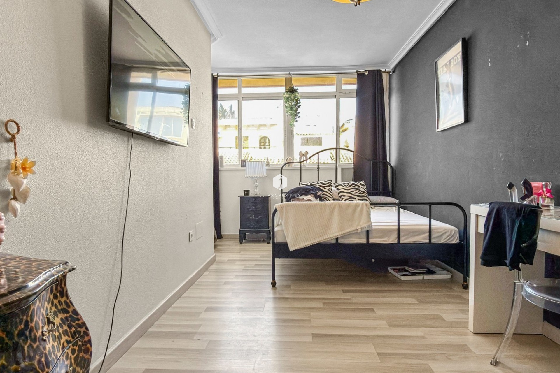 Resale - Chalet -
Orihuela Costa - Costa Blanca